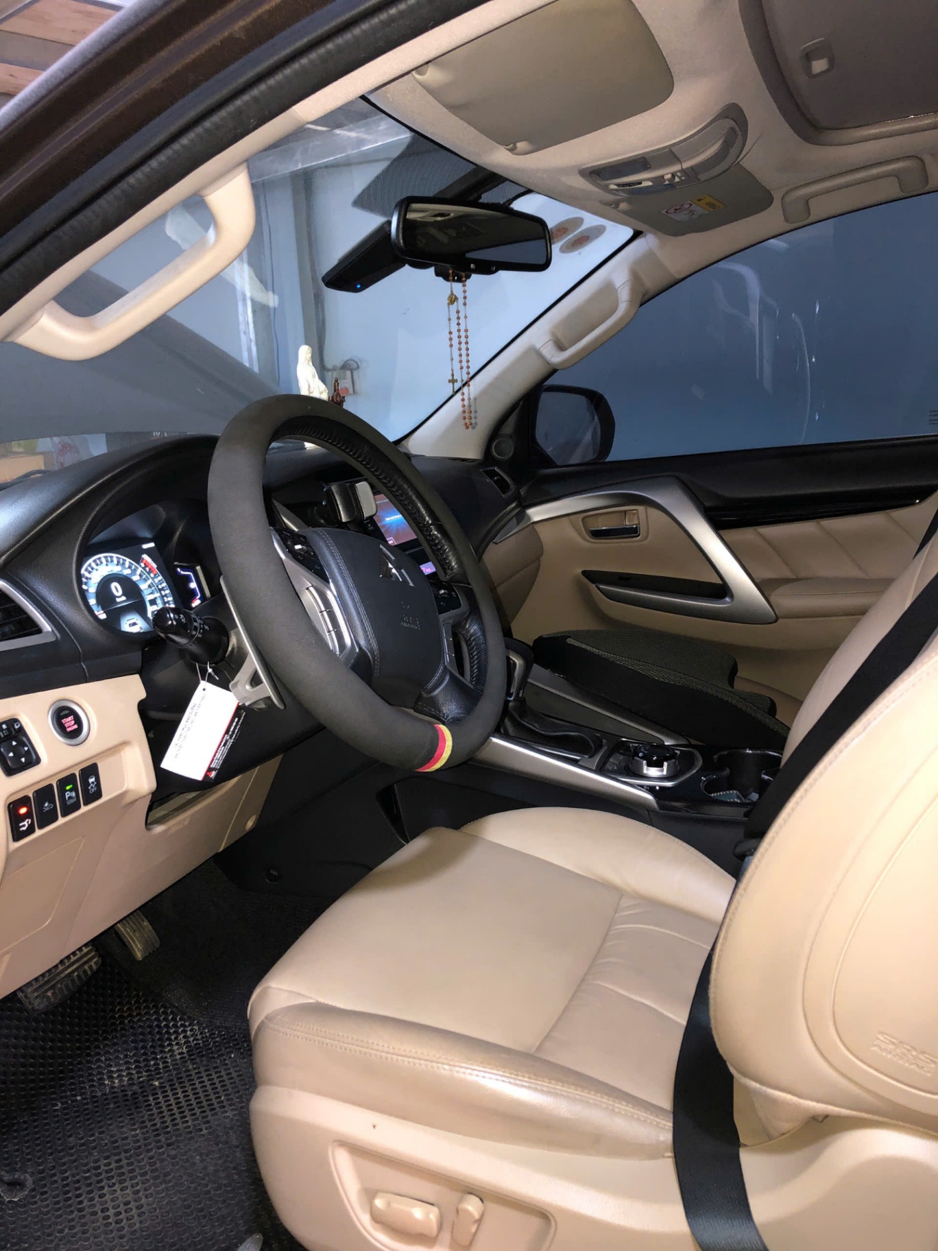 Mitsubishi Pajero sport 3.0G 4x4 AT 2017 - Nội thất 5