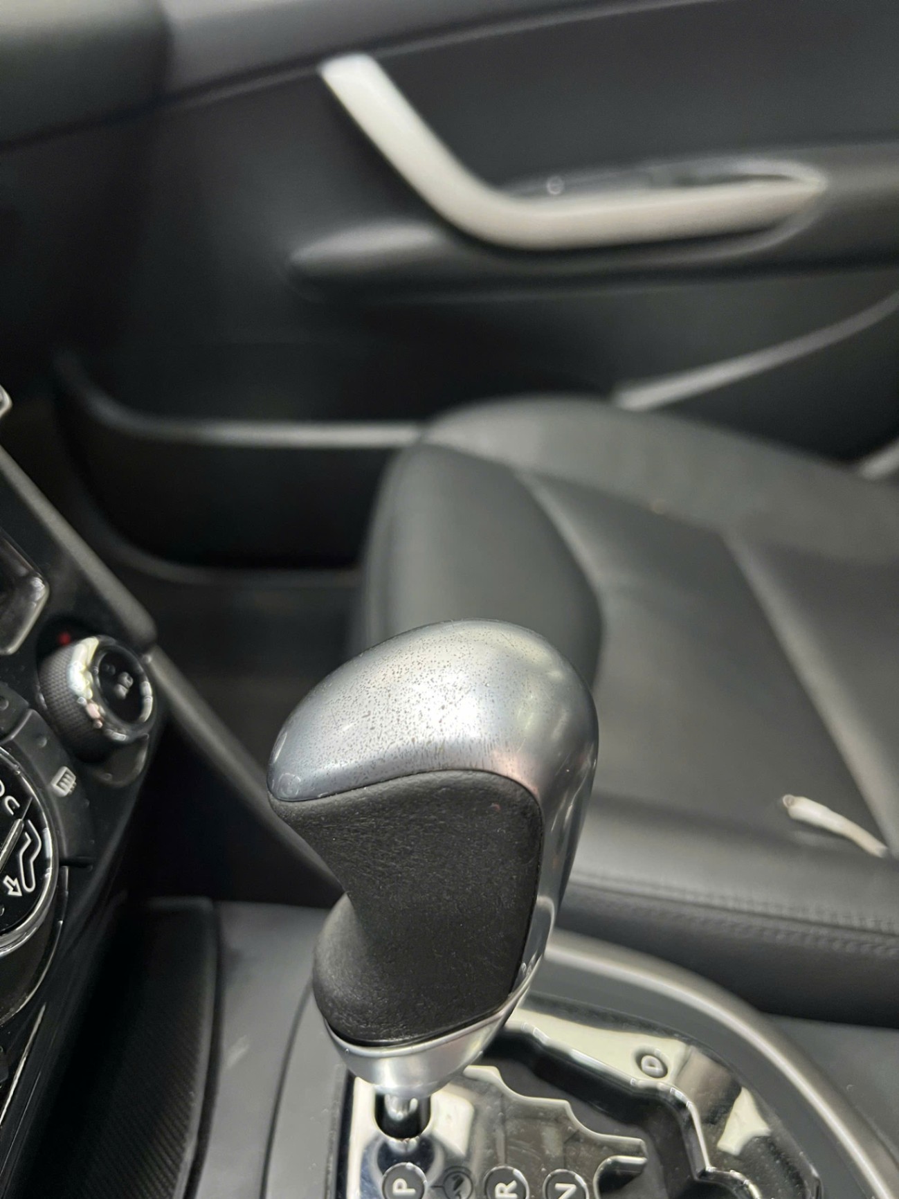 Peugeot 408 Premium 2.0 AT 2014 - Nội thất 2