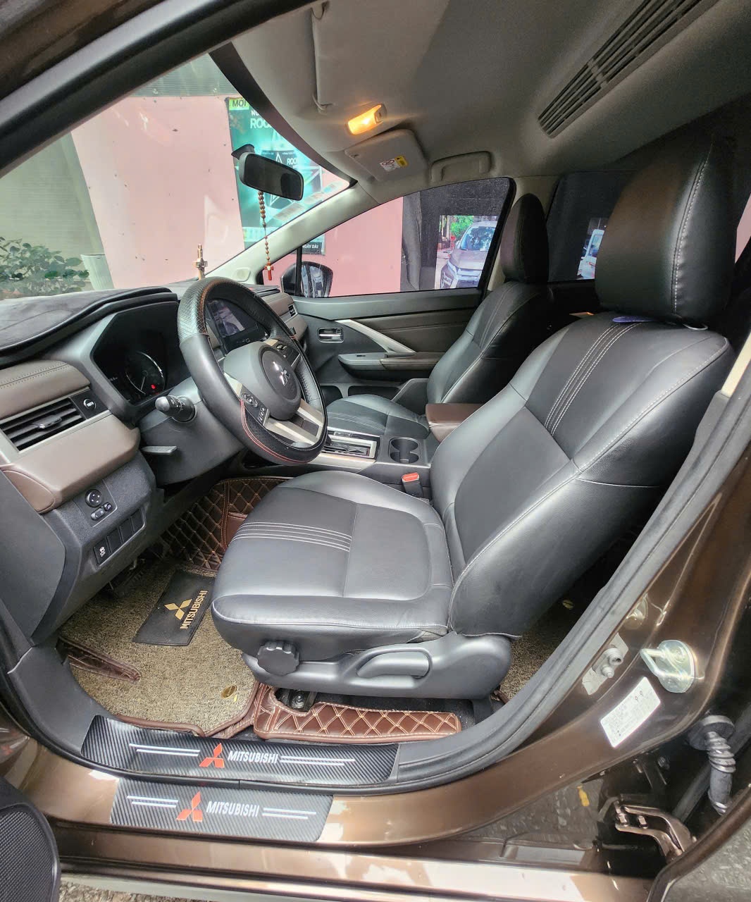 Mitsubishi Xpander 1.5 AT 2022 - Nội thất 2