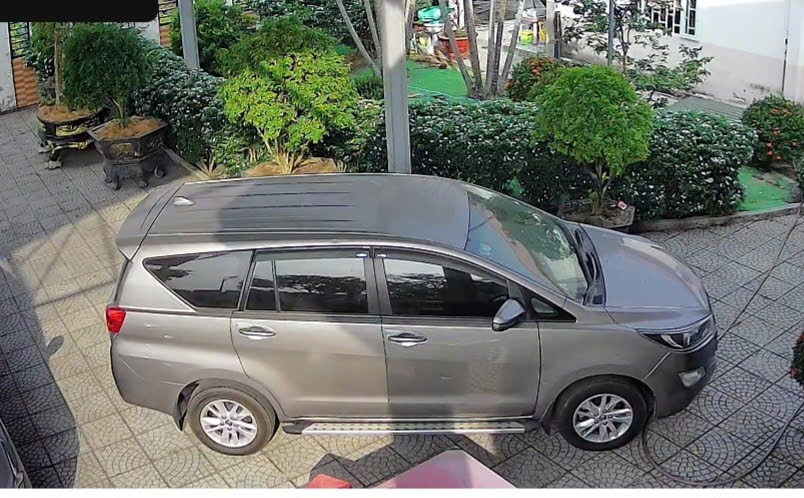 Toyota Innova 2.0E 2017