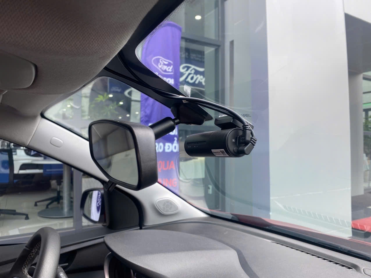 Vinfast Fadil Nâng cao 1.4 AT 2022 - Nội thất 4