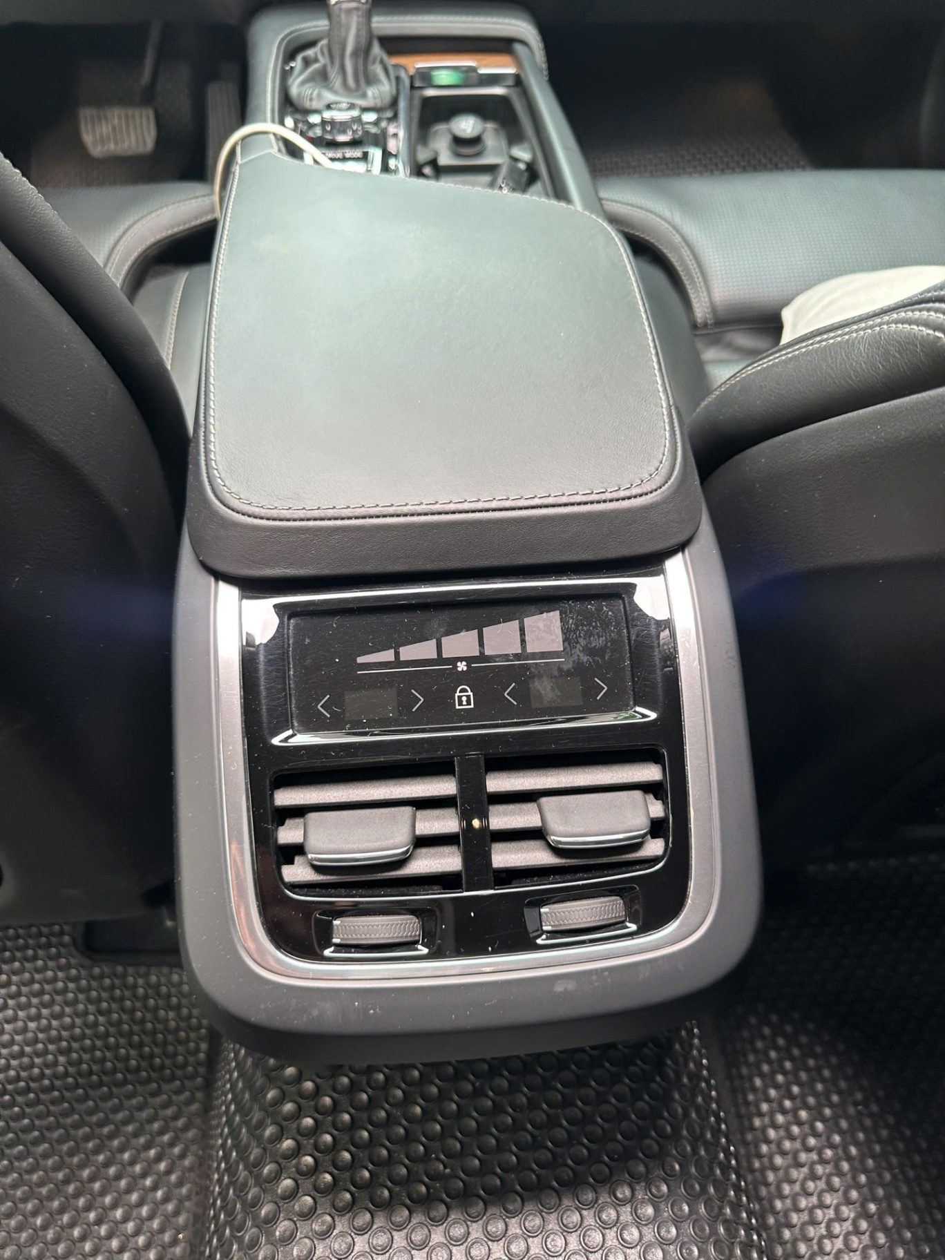 Volvo S90 2020 Inscription T6 - Nội thất 4
