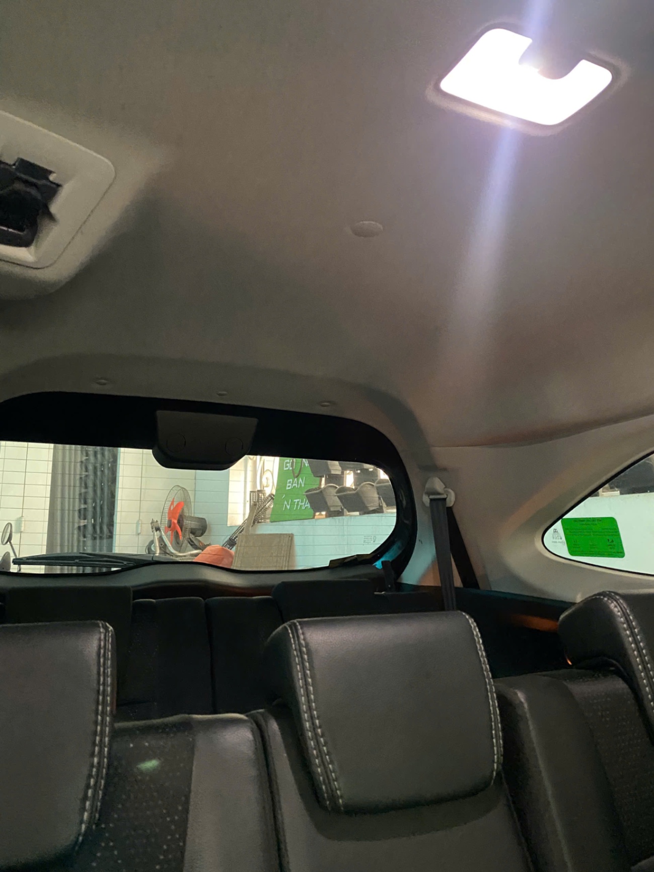 Toyota Veloz Cross Top 1.5 CVT 2022 - Nội thất 2