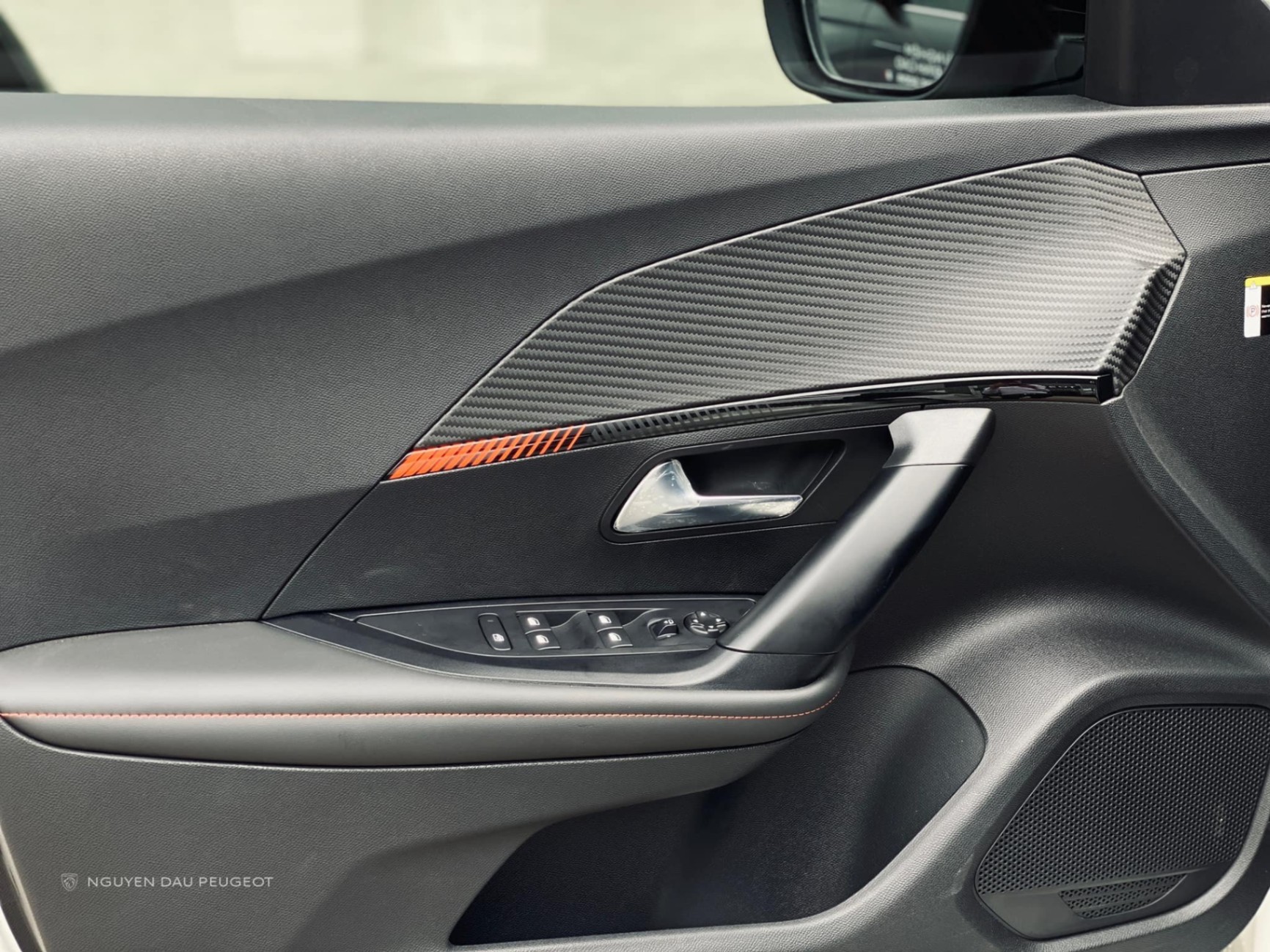 Peugeot 2008 Active 1.2 AT 2024 - Nội thất 3