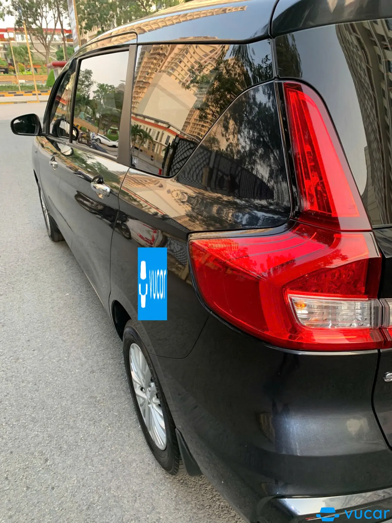 Suzuki Ertiga GLX 1.5 AT 2019 - Ngoại thất 2