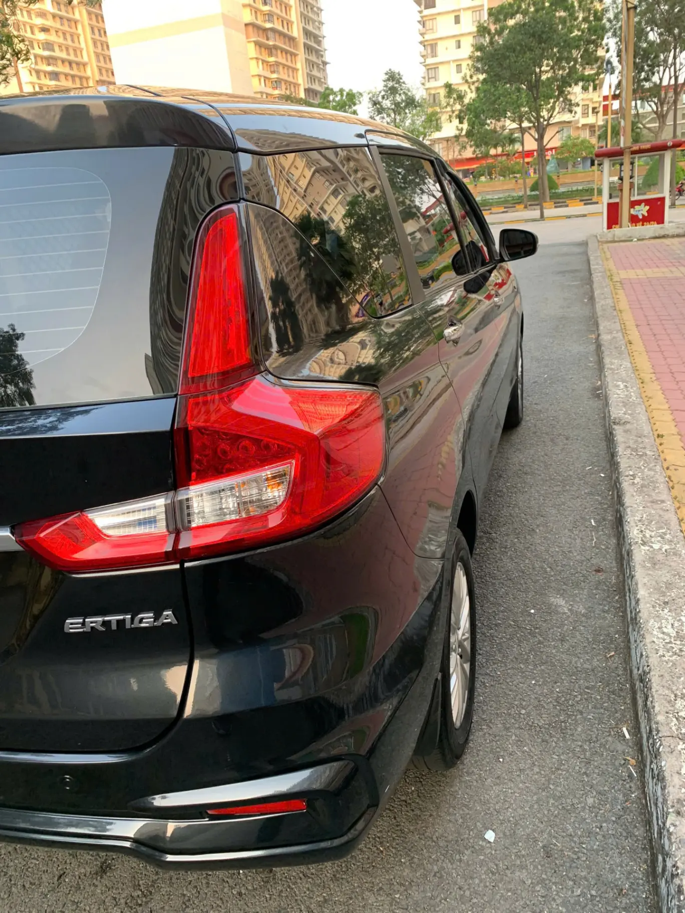Suzuki Ertiga GLX 1.5 AT 2019 - Ngoại thất 1