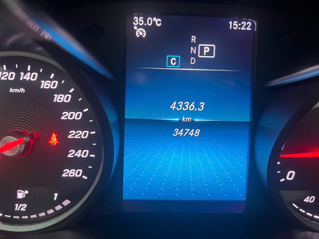 Mercedes C class C180 2020 - Nội thất 2