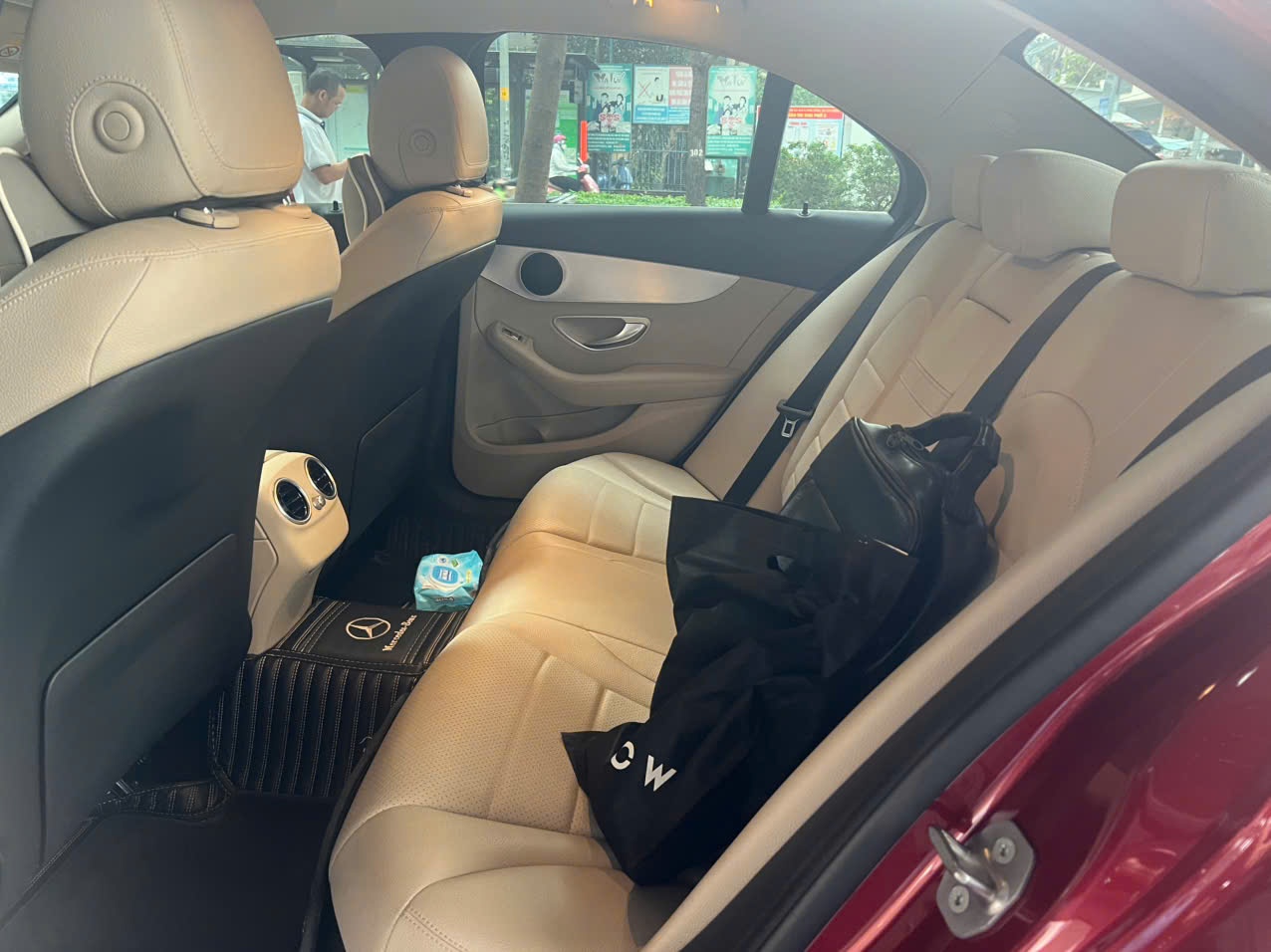 Mercedes C class C180 2020 - Nội thất 4