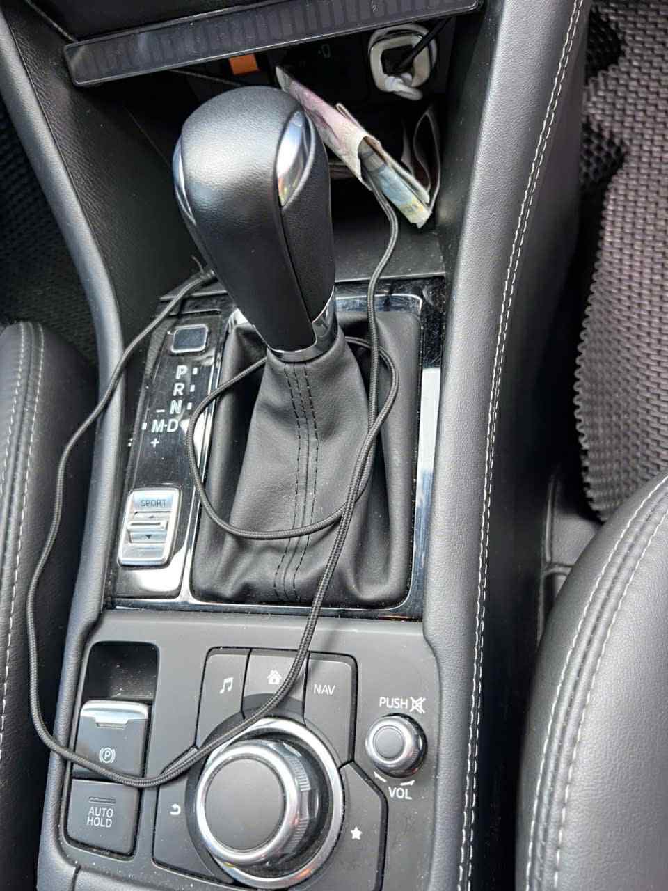 Mazda Cx3 Deluxe 1.5 AT 2023 - Nội thất 2