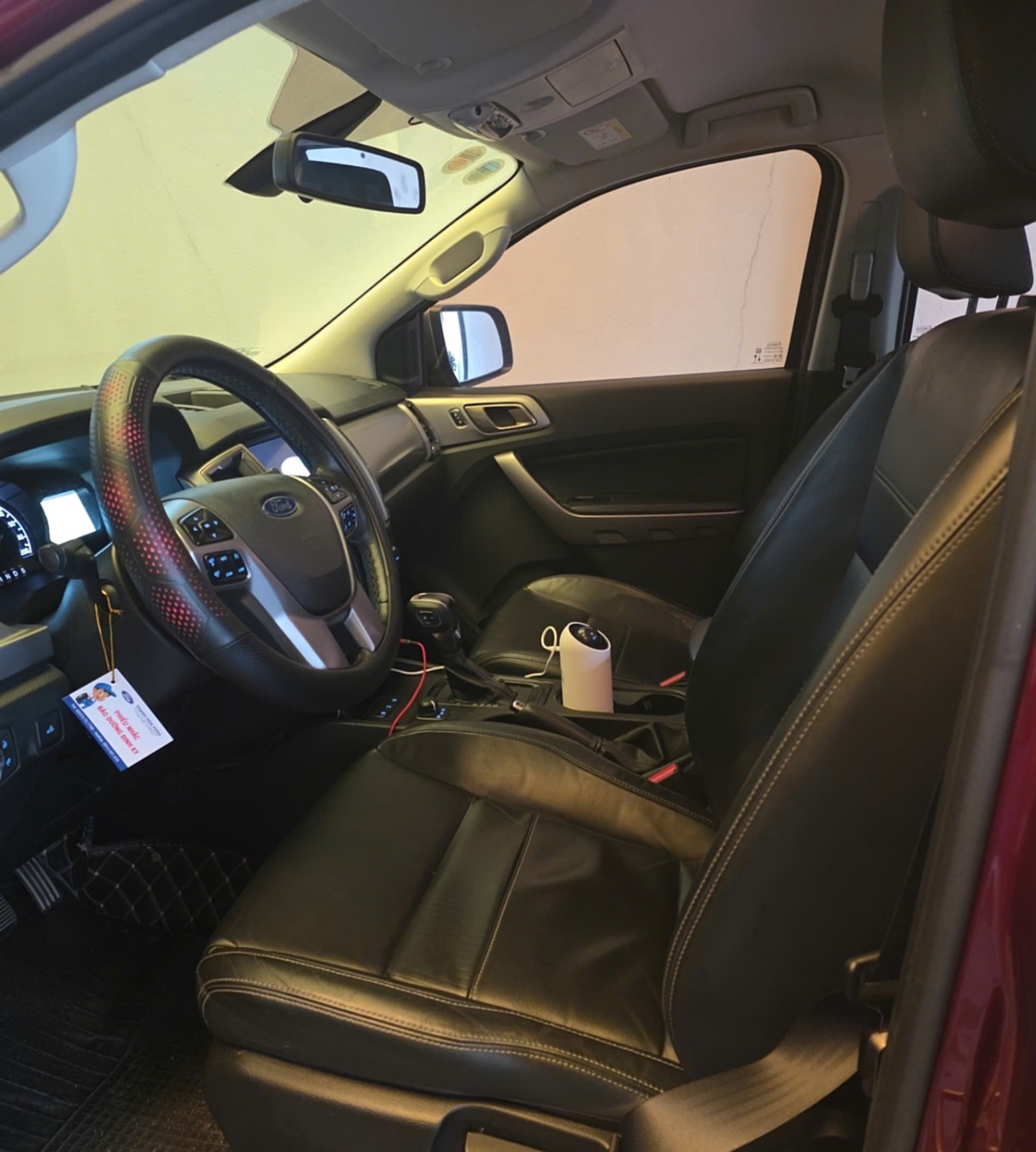 Ford Ranger Limited 2.0L 4x4 AT 2020 - Nội thất 1