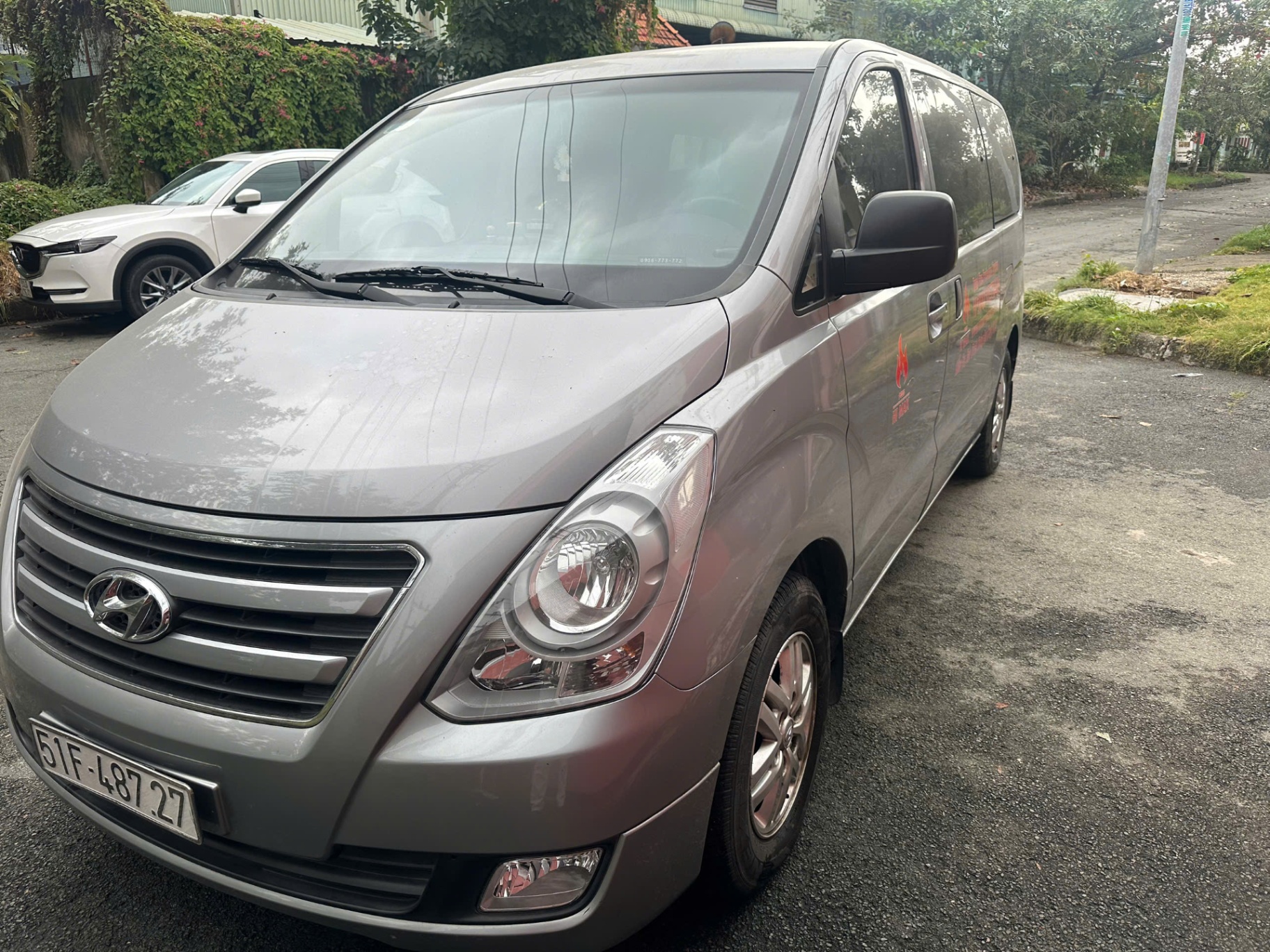 Hyundai Grand starex 2.5 MT 2017 - Ngoại thất 2
