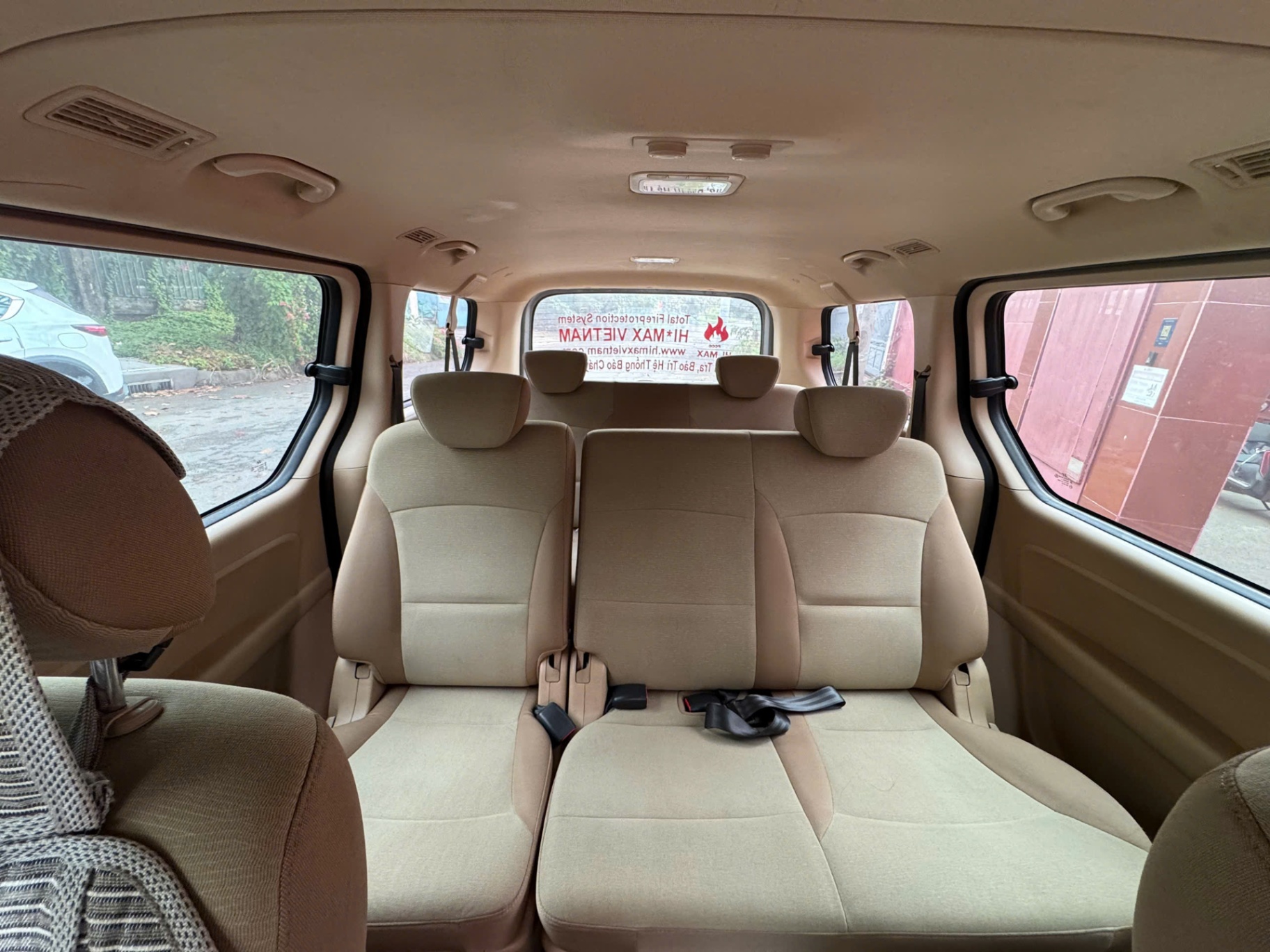 Hyundai Grand starex 2.5 MT 2017 - Nội thất 4