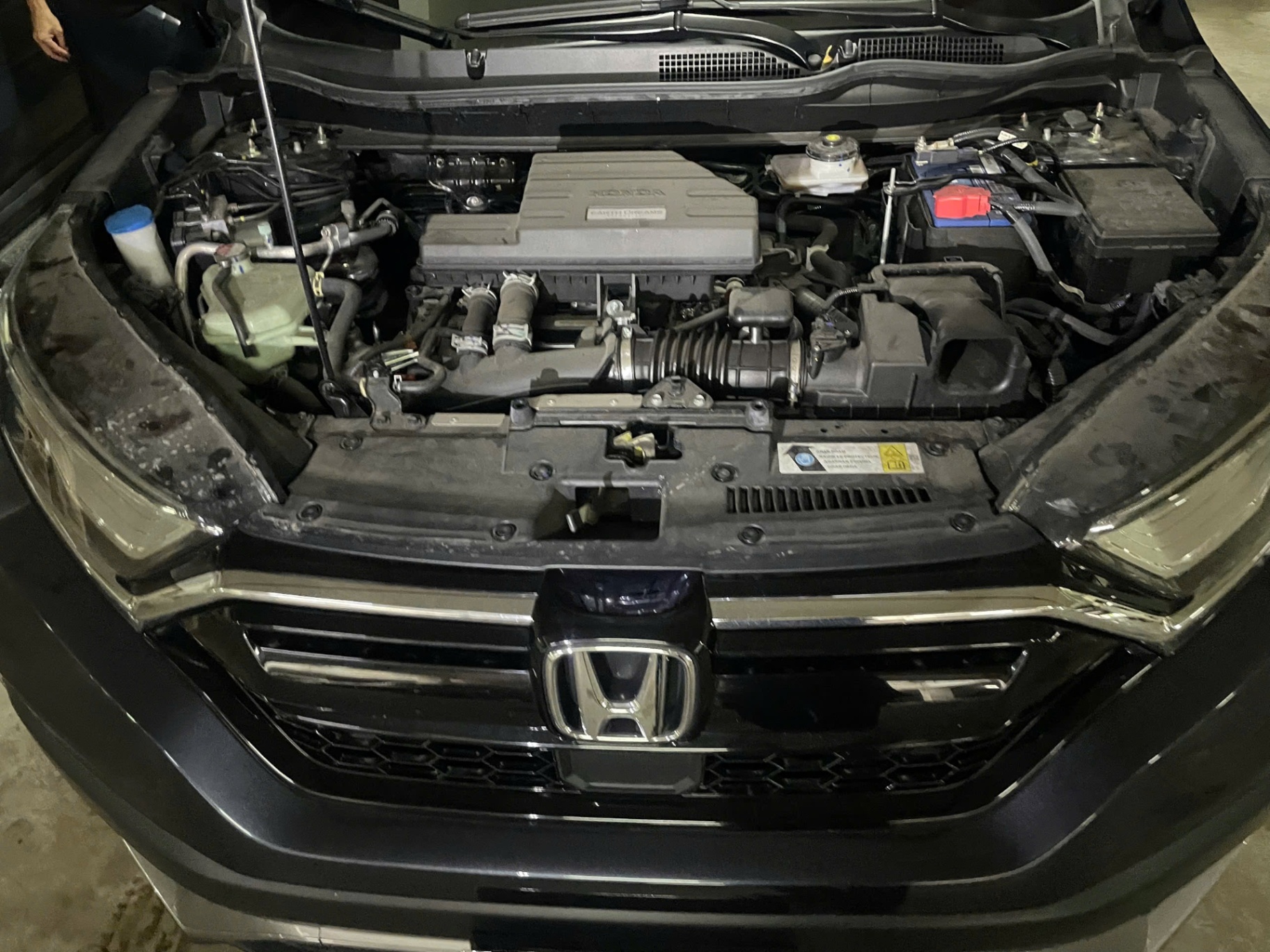Honda CRV L 2022 - Khoang động cơ 1