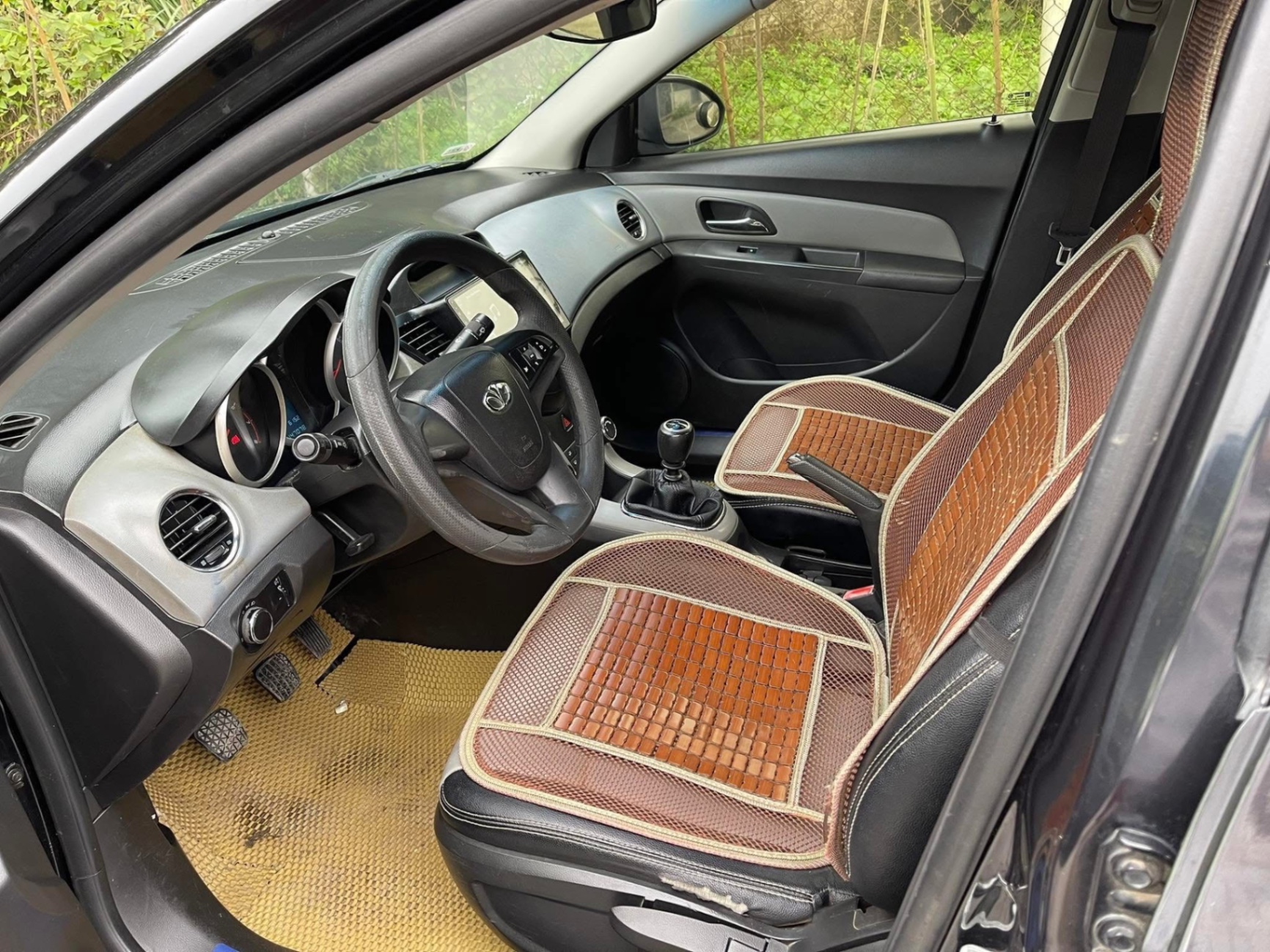 Daewoo Lacetti SE 2010 - Nội thất 3