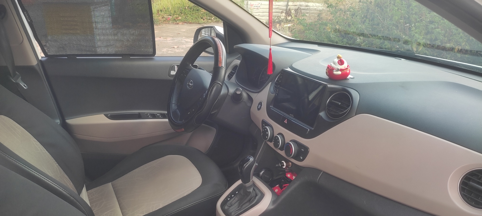 Hyundai I10 Grand 1.0 AT 2017 - Nội thất 1