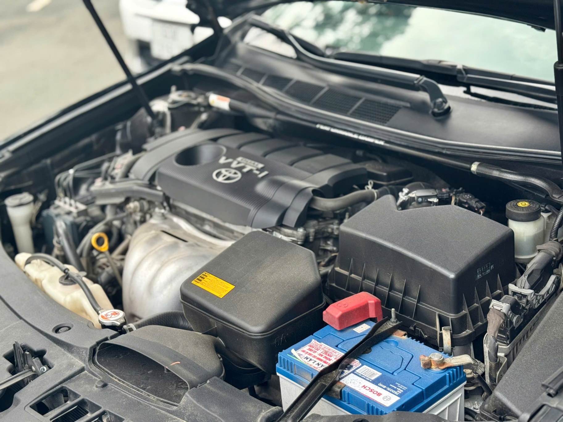 Toyota Camry 2.5Q 2015 - Khoang động cơ 1
