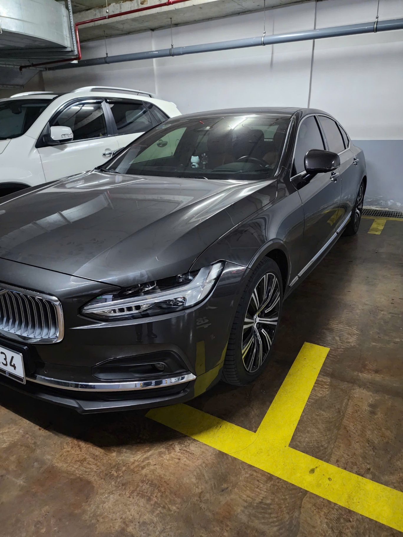 Volvo S90 Inscription LWB B6 AWD 2022 - Ngoại thất 6
