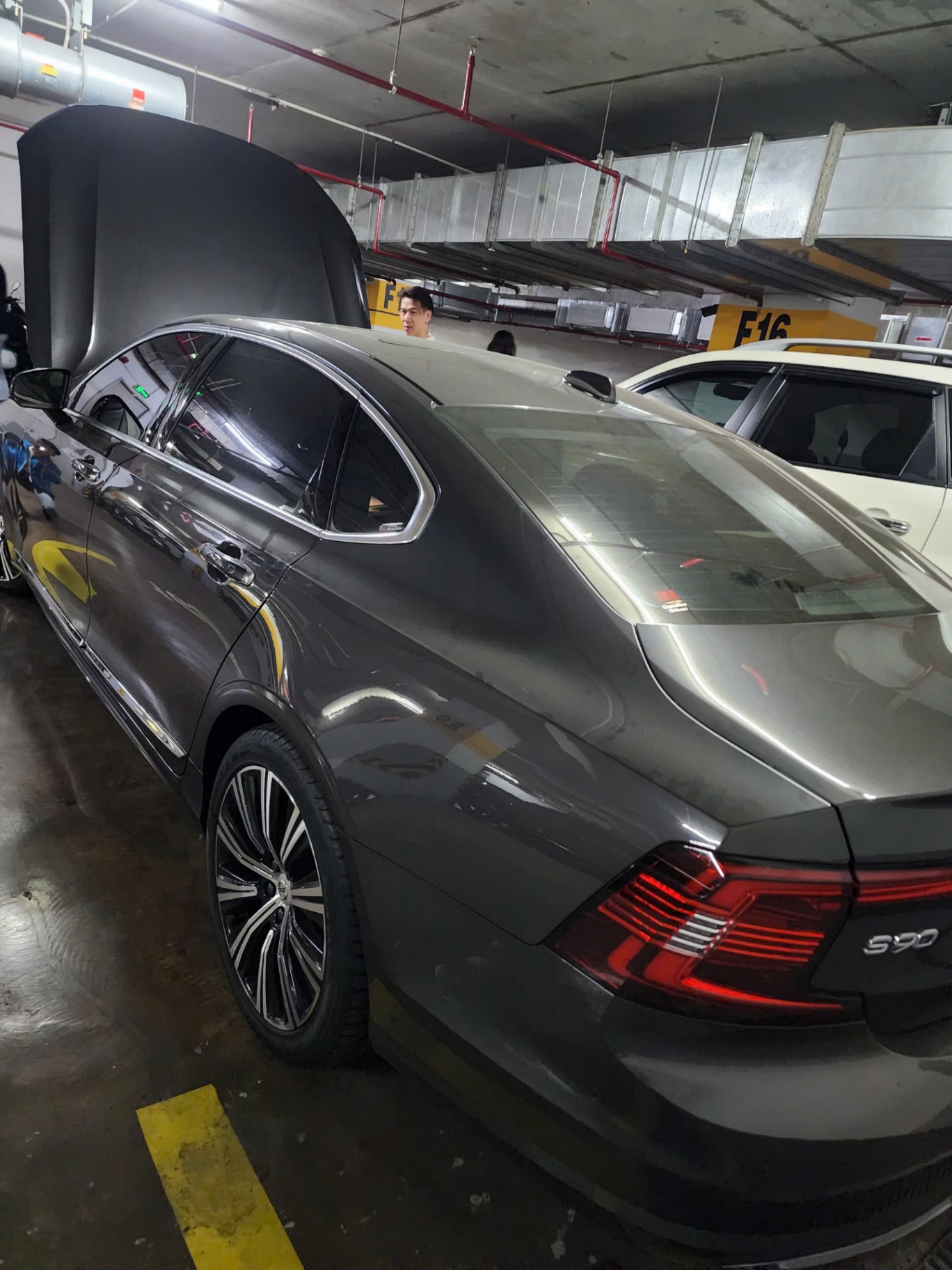 Volvo S90 Inscription LWB B6 AWD 2022 - Ngoại thất 4