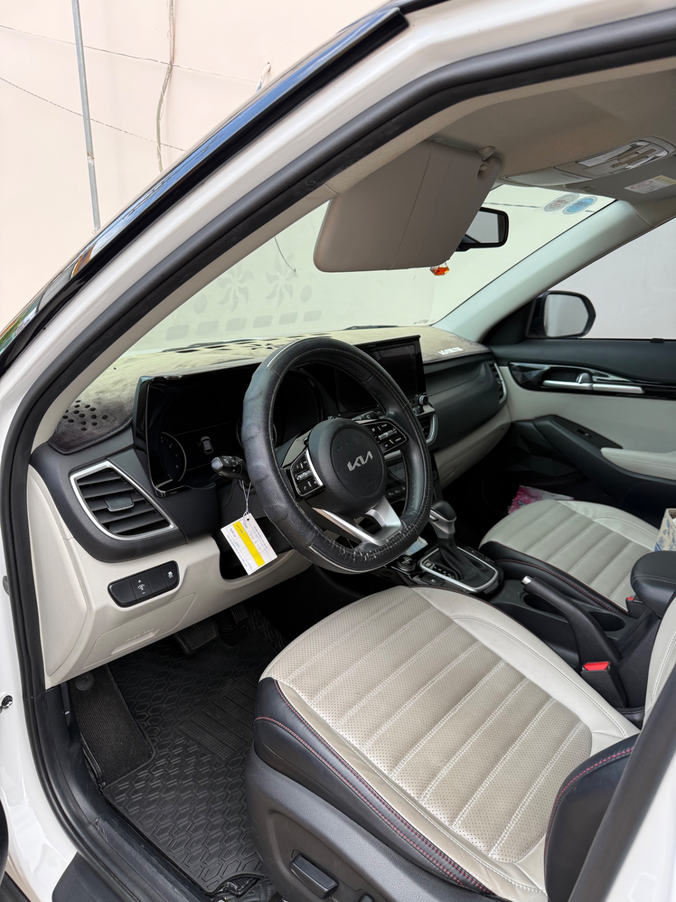 Kia Seltos Premium 1.4 AT 2022 - Nội thất 1