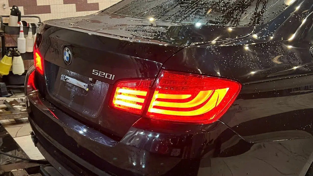BMW 5 series 520i 2012