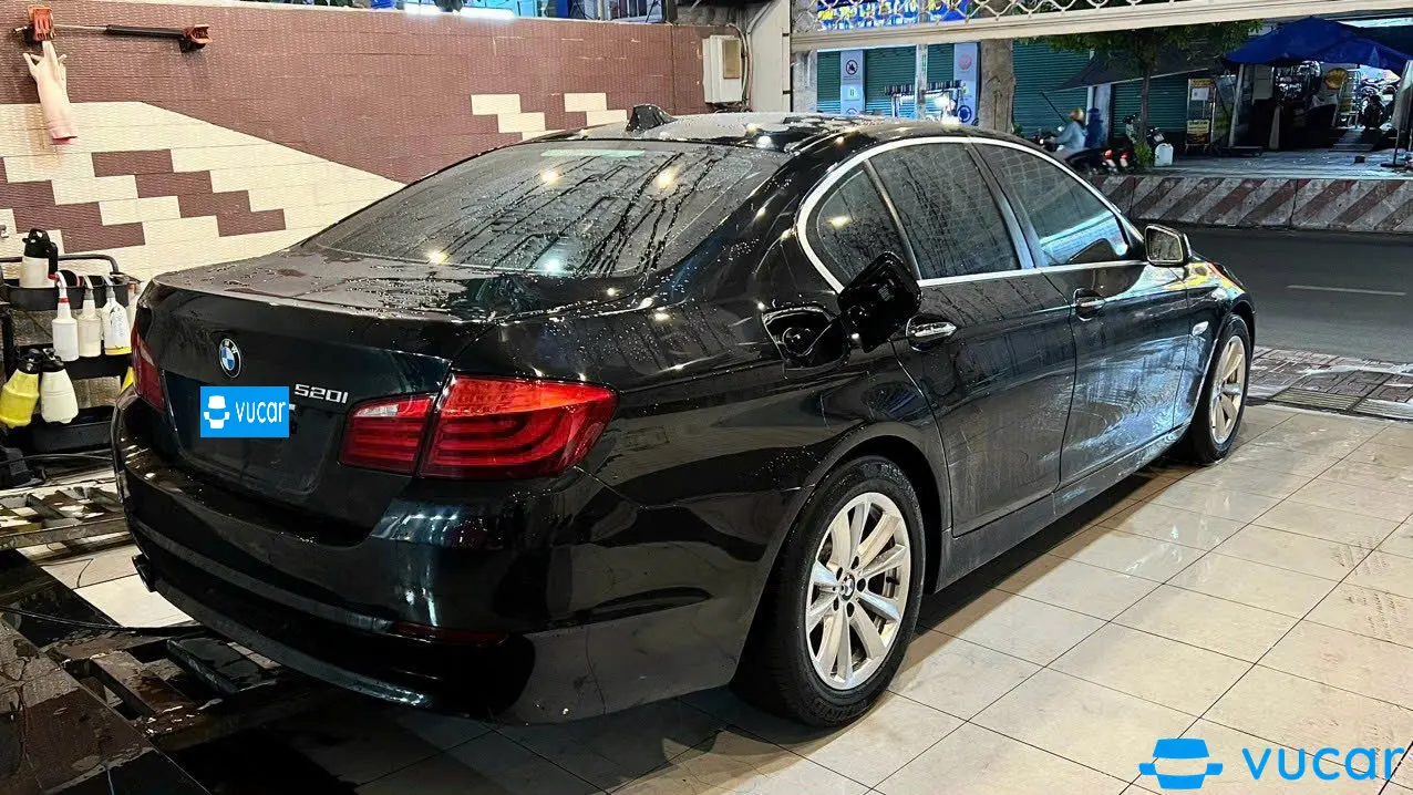 BMW 5 series 520i 2012 - Ngoại thất 6