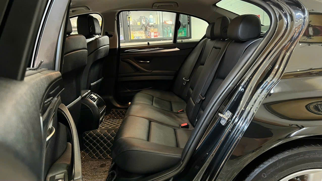 BMW 5 series 520i 2012 - Nội thất 8