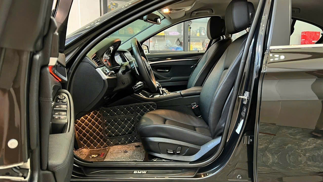 BMW 5 series 520i 2012 - Nội thất 9