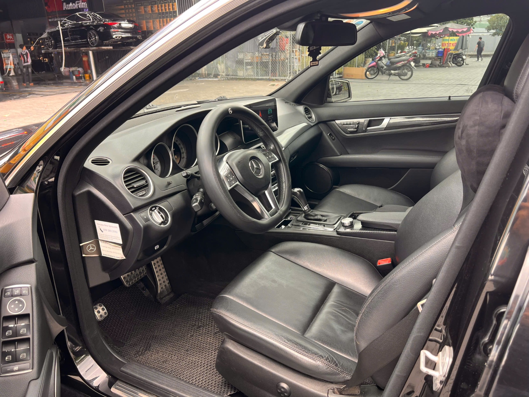 Mercedes C class C300 AMG 2012 - Nội thất 6