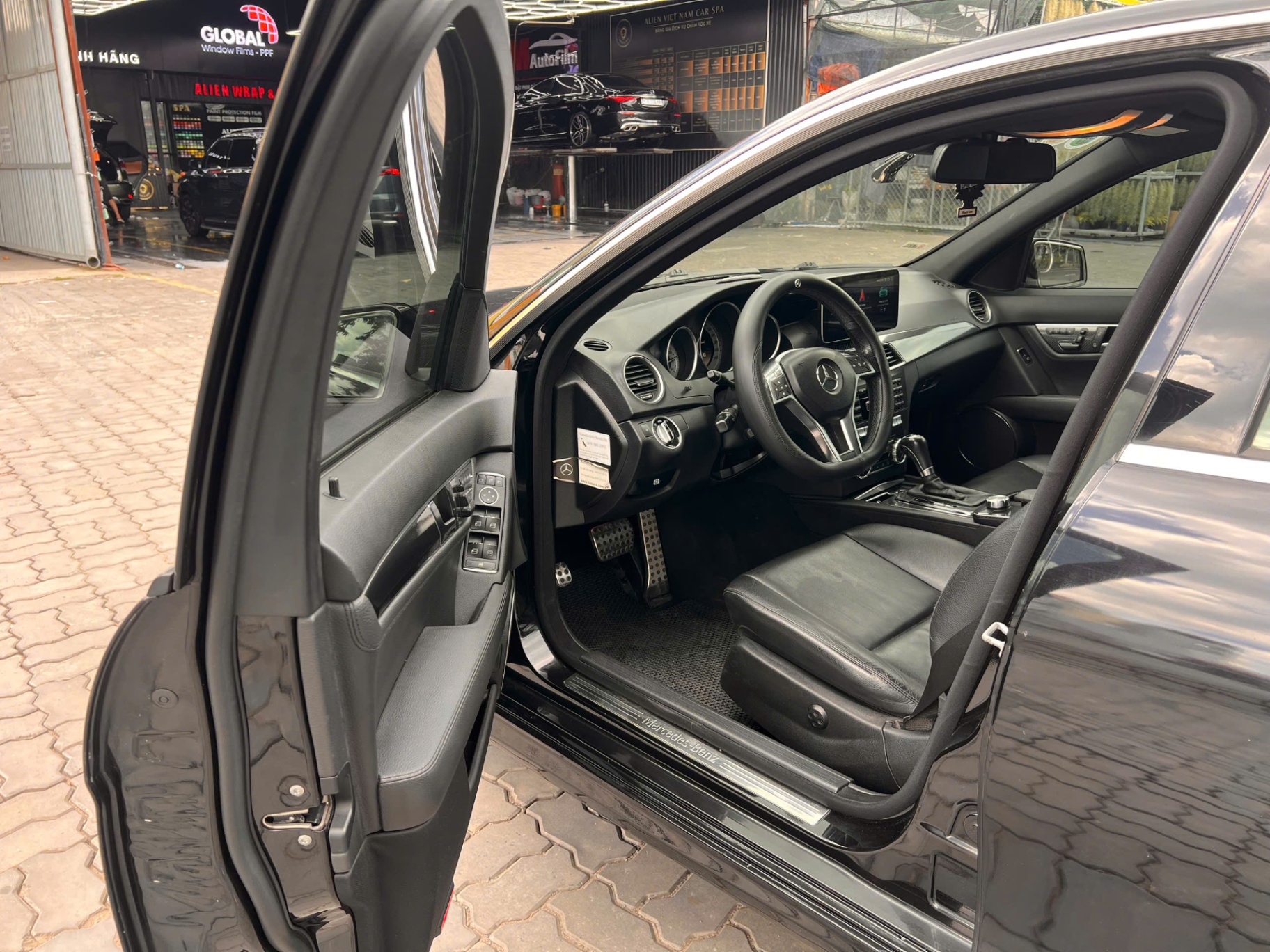 Mercedes C class C300 AMG 2012 - Nội thất 7