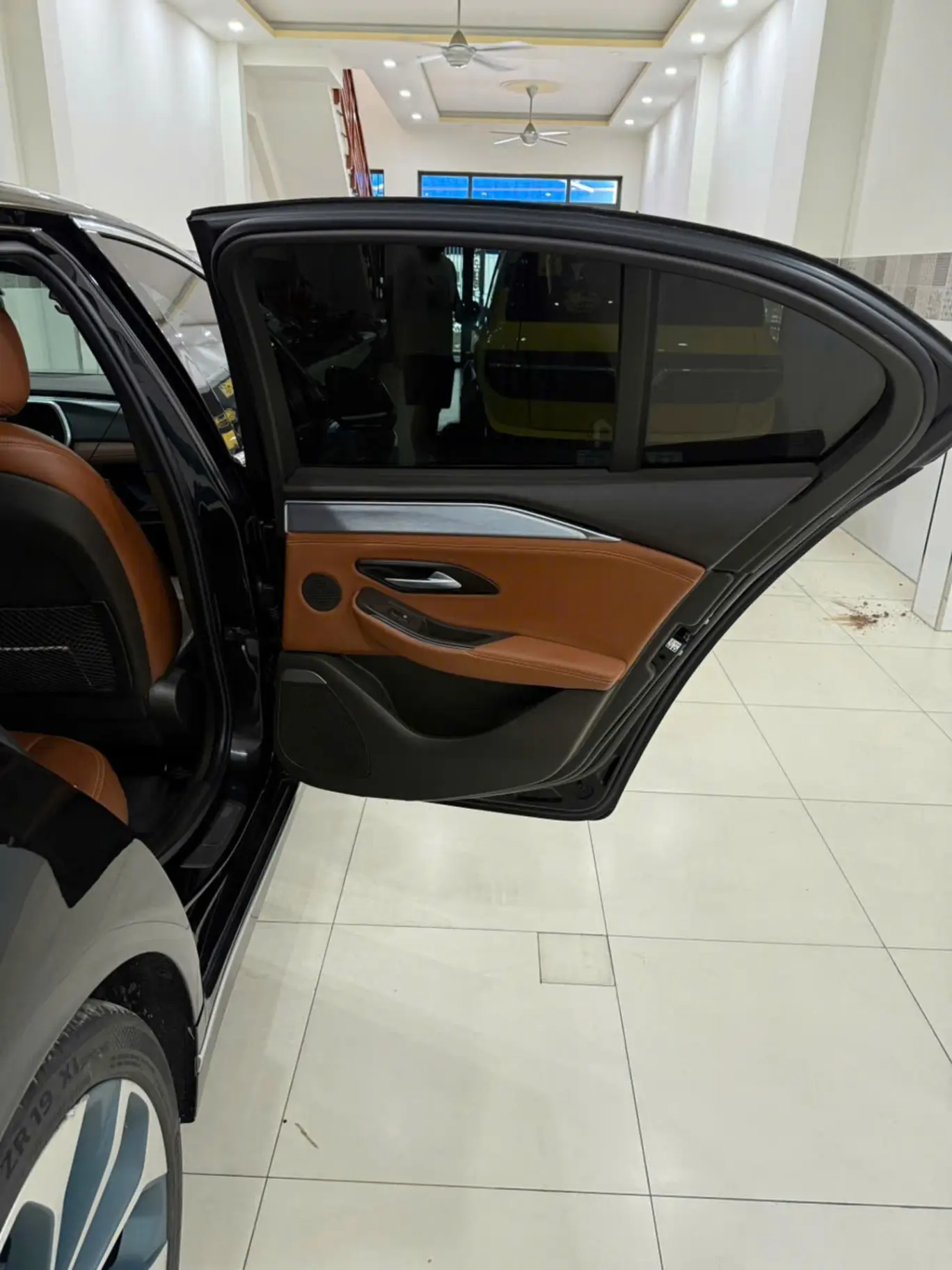 Vinfast Lux a 2.0 Cao cấp 2022 - Ngoại thất 11