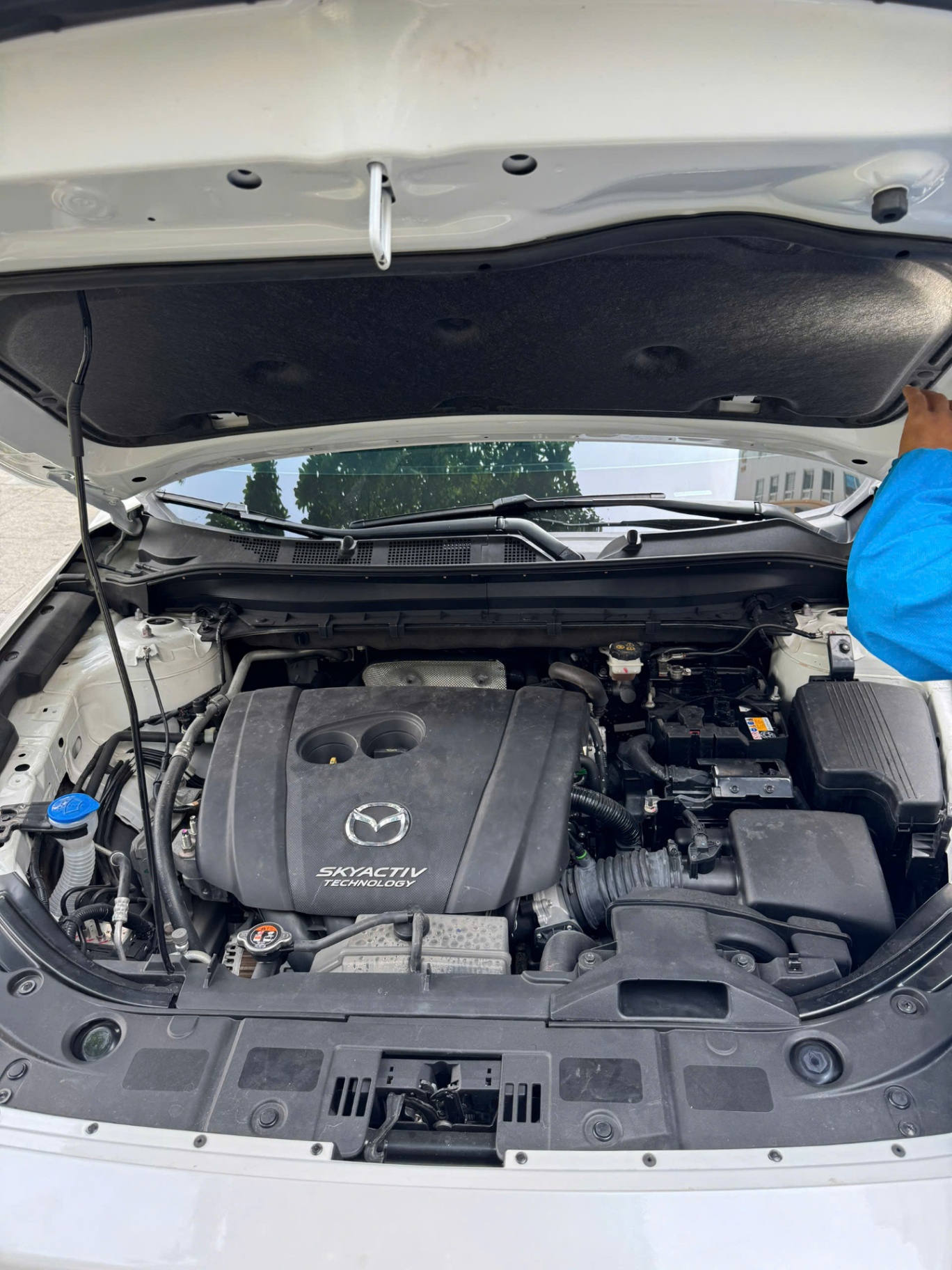 Mazda CX5  2022 - Khoang động cơ 3