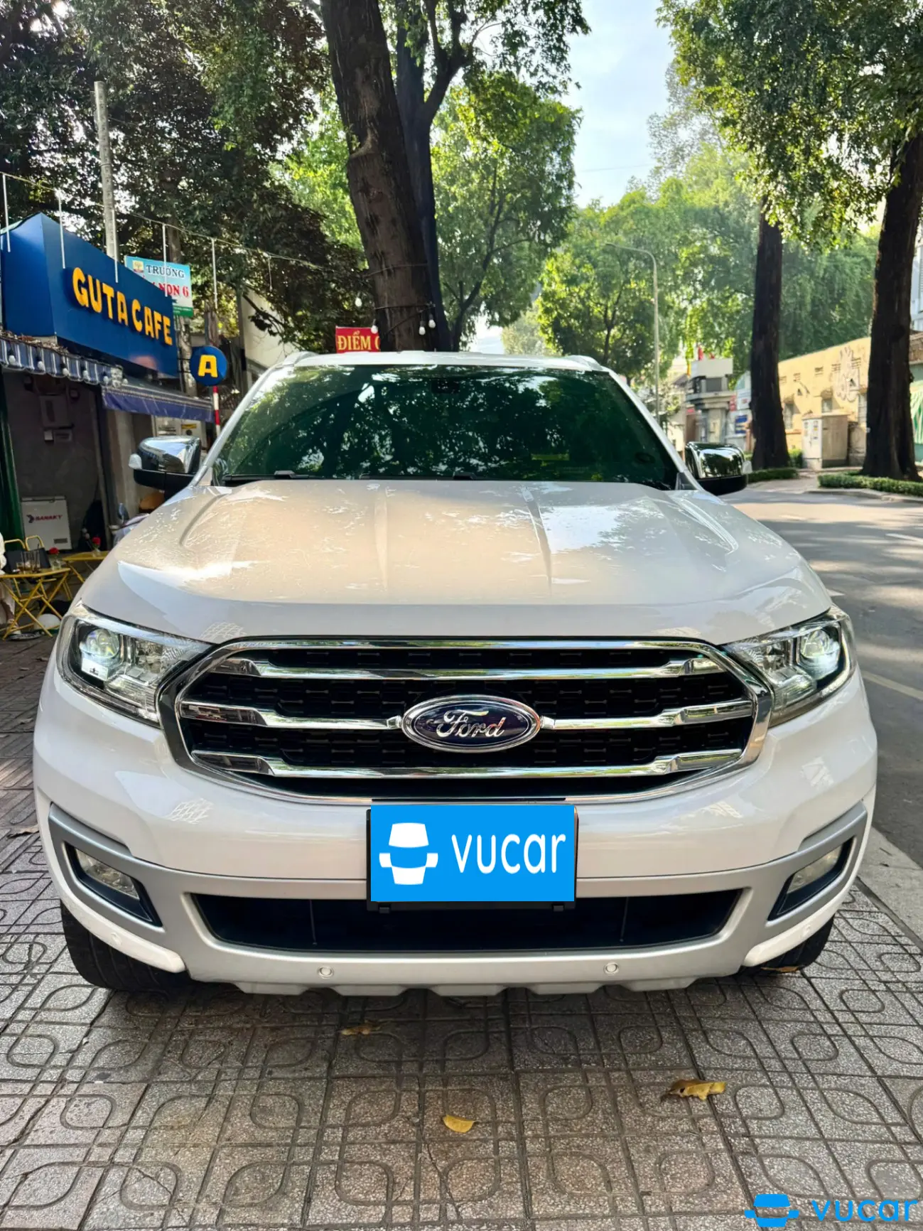 Ford Everest Titanium 2.0L 4x2 AT 2020