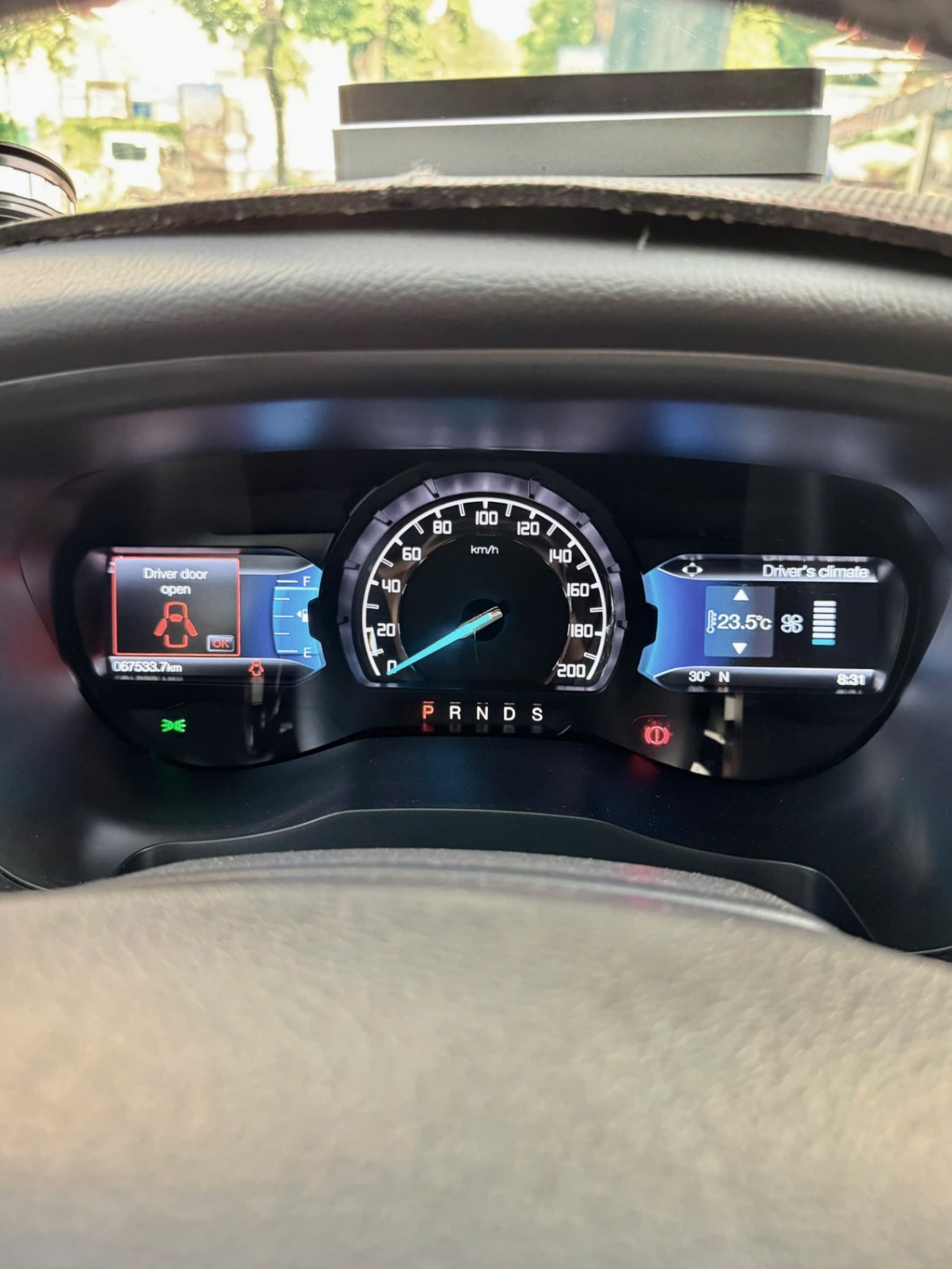 Ford Everest Titanium 2.0L 4x2 AT 2020 - Nội thất 1