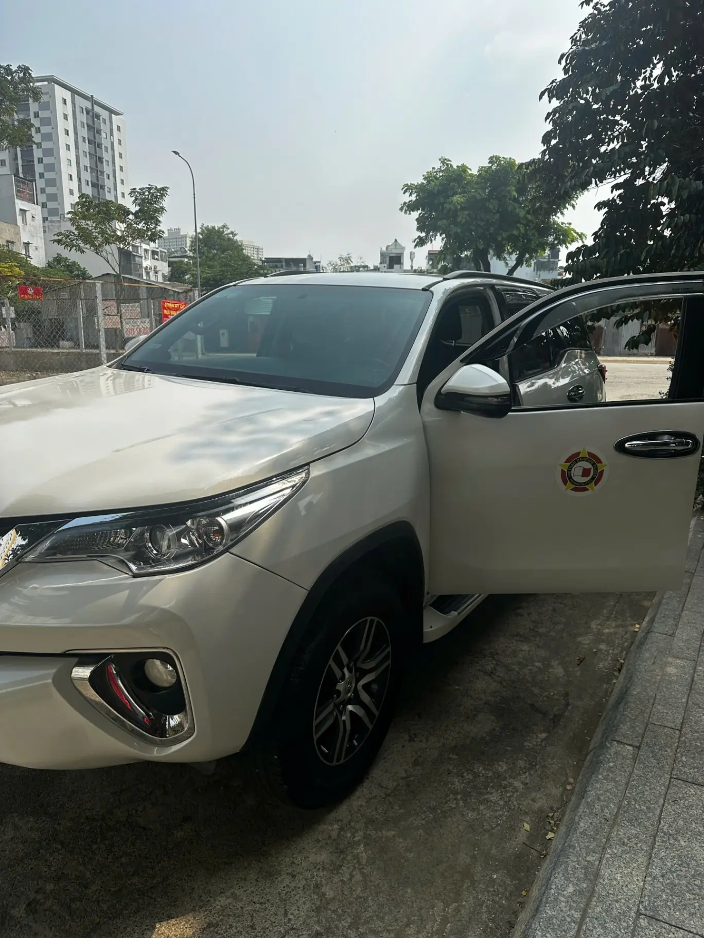 Toyota Fortuner 2.7V 4x2 AT 2019 - Ngoại thất 2