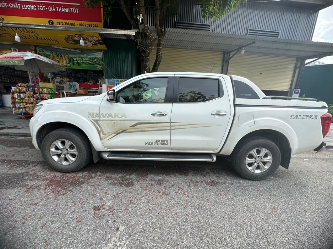 Nissan Navara EL 2.5 AT 2WD 2017 - Ngoại thất 2