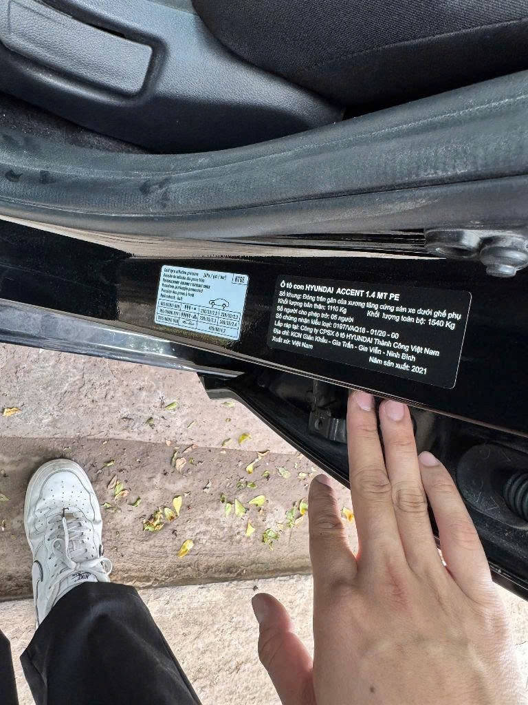 Hyundai Accent 1.4 MT 2021 - Nội thất 2