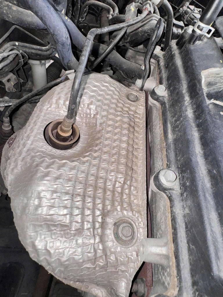 Hyundai Accent 1.4 MT 2021 - Khoang động cơ 7