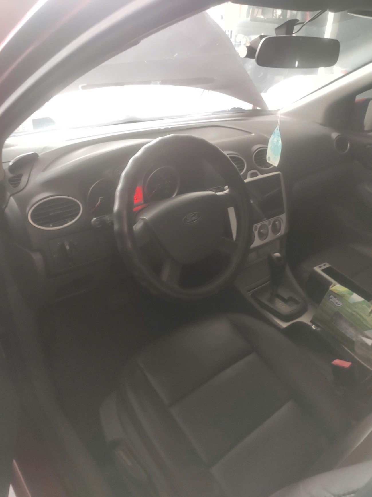 Ford Focus 1.8 AT 2012 - Nội thất 4