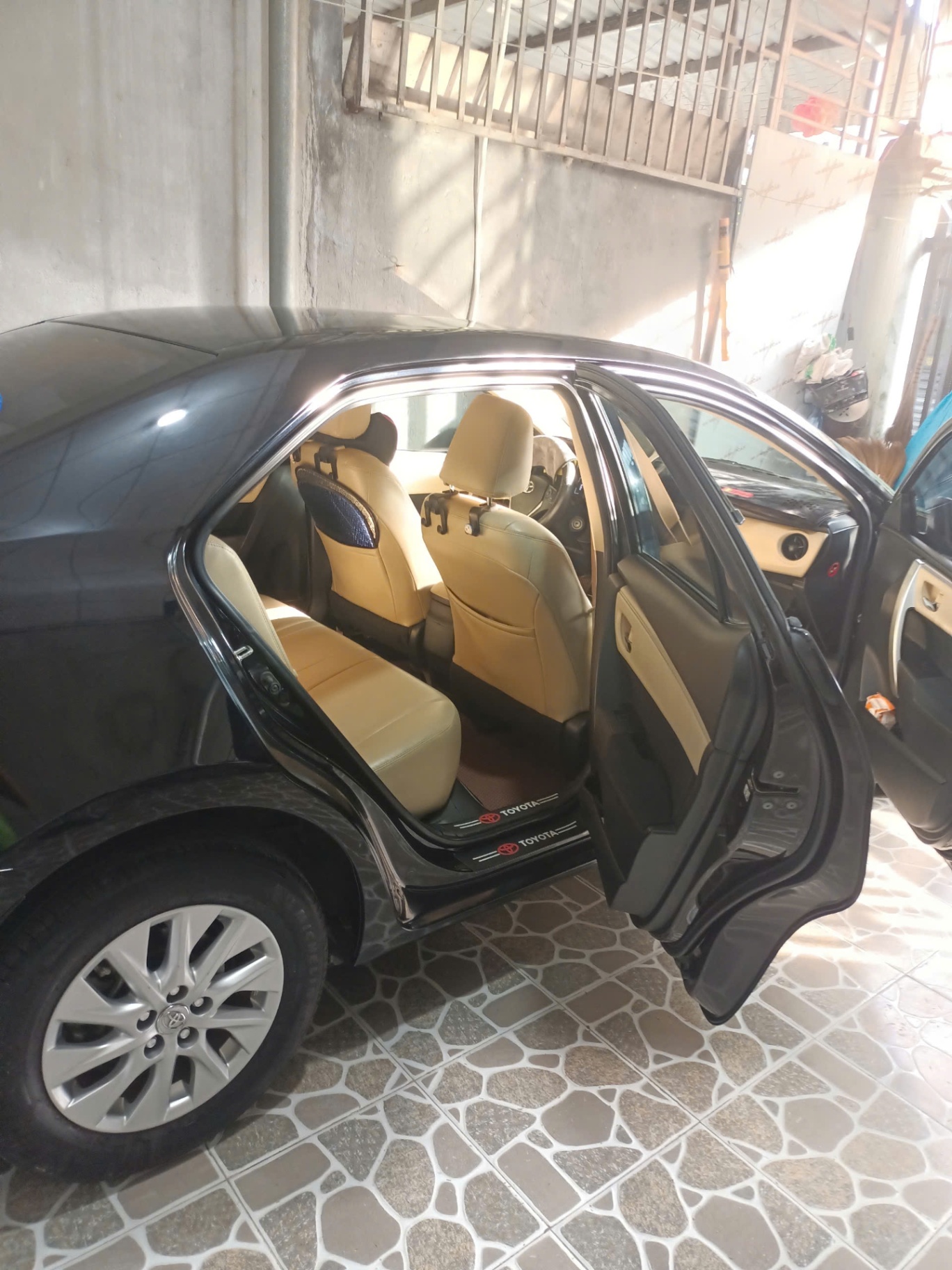 Toyota Corolla altis 1.8E MT 2018 - Nội thất 1