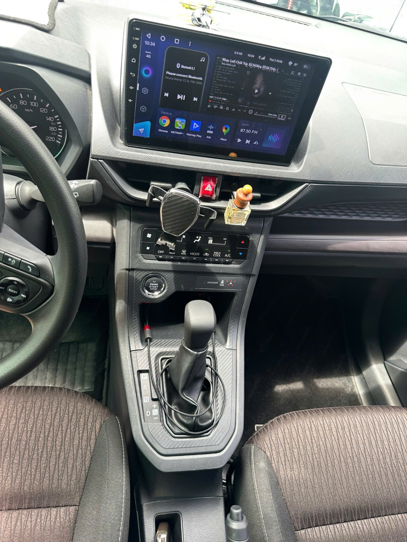 Toyota Avanza Premio 1.5 AT 2022 - Nội thất 4