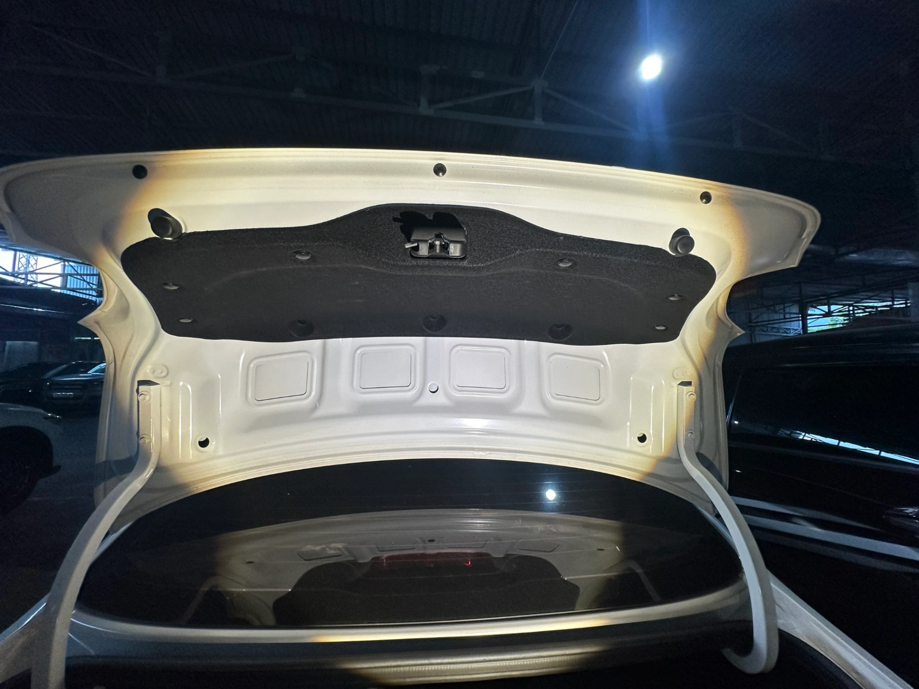 Kia Soluto 1.4 MT Deluxe 2020 - Nội thất 2