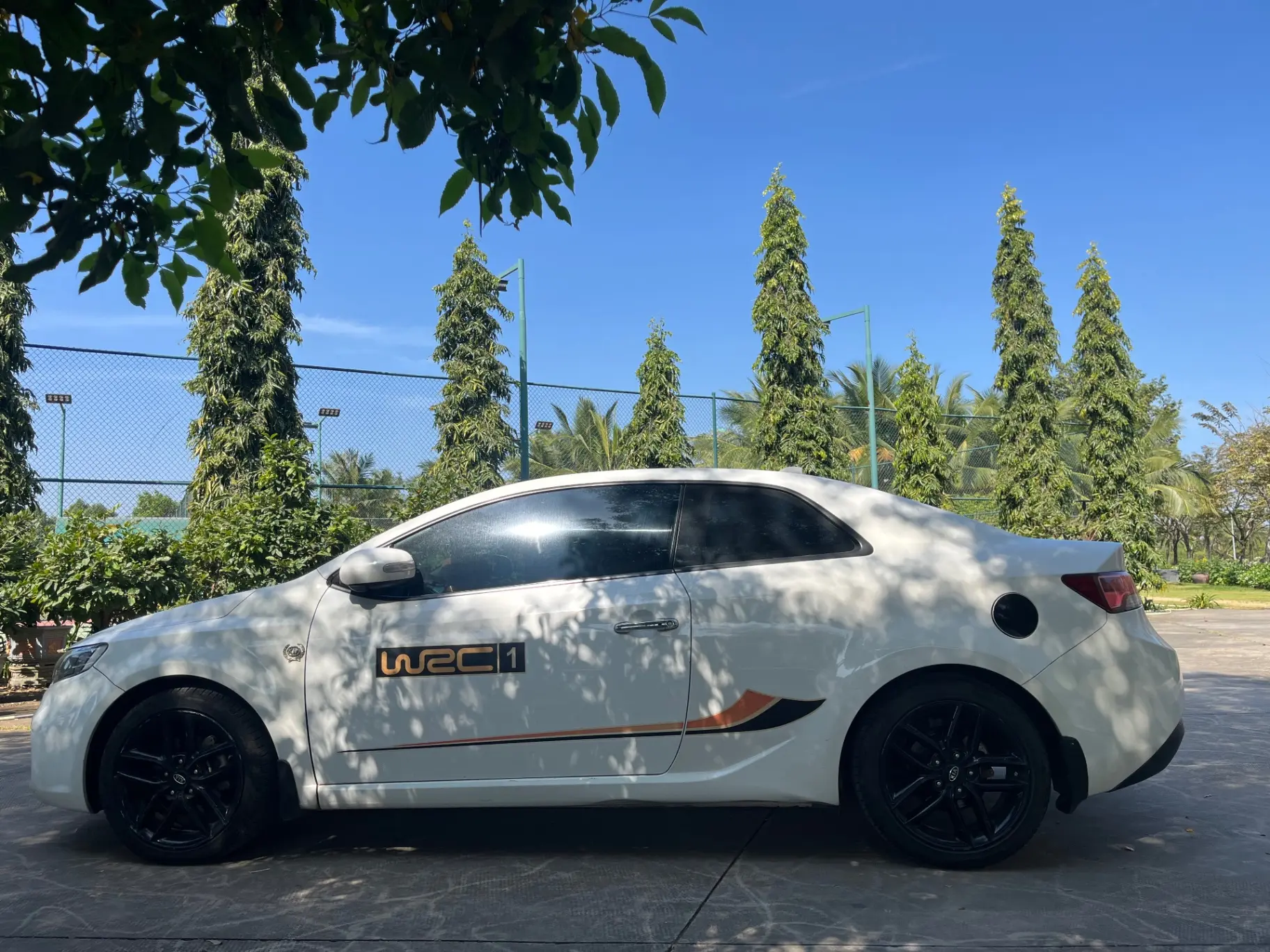 Kia Cerato Koup 2.0 AT 2009 - Ngoại thất 5