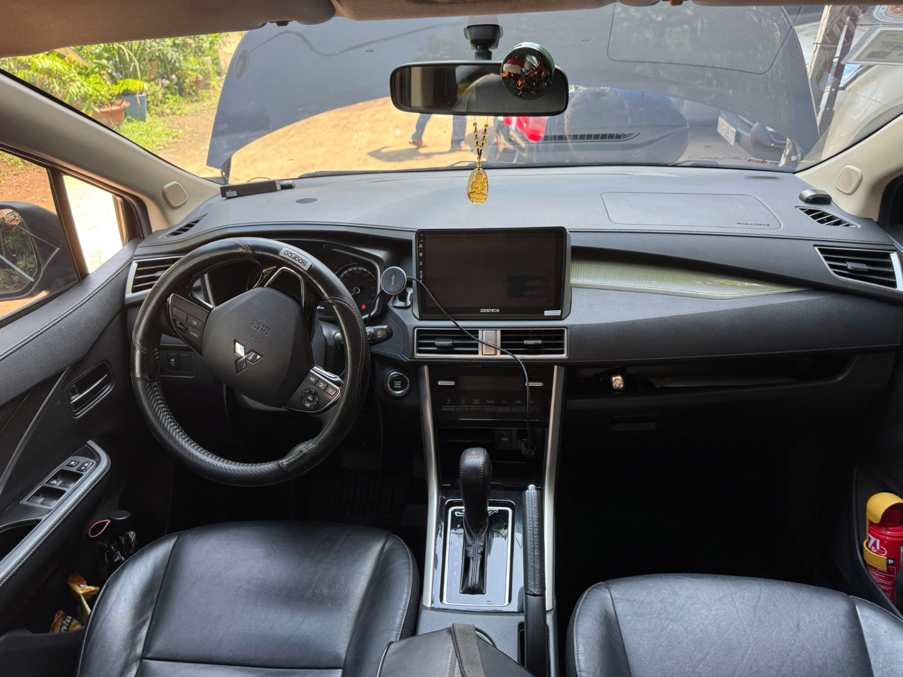 Mitsubishi Xpander 1.5 AT 2021 - Nội thất 8