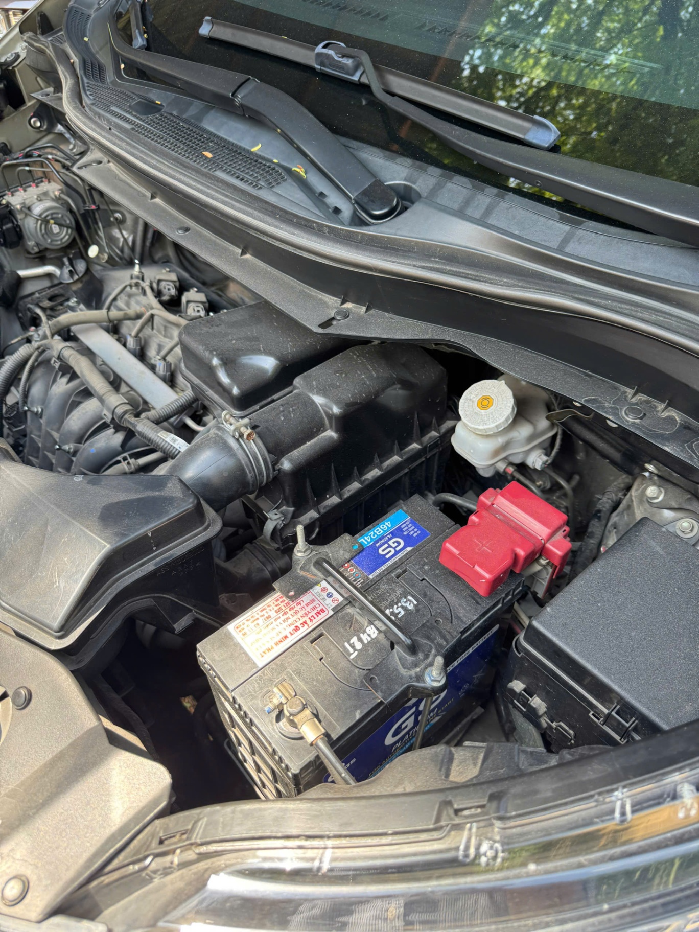 Mitsubishi Xpander 1.5 AT 2021 - Khoang động cơ 1
