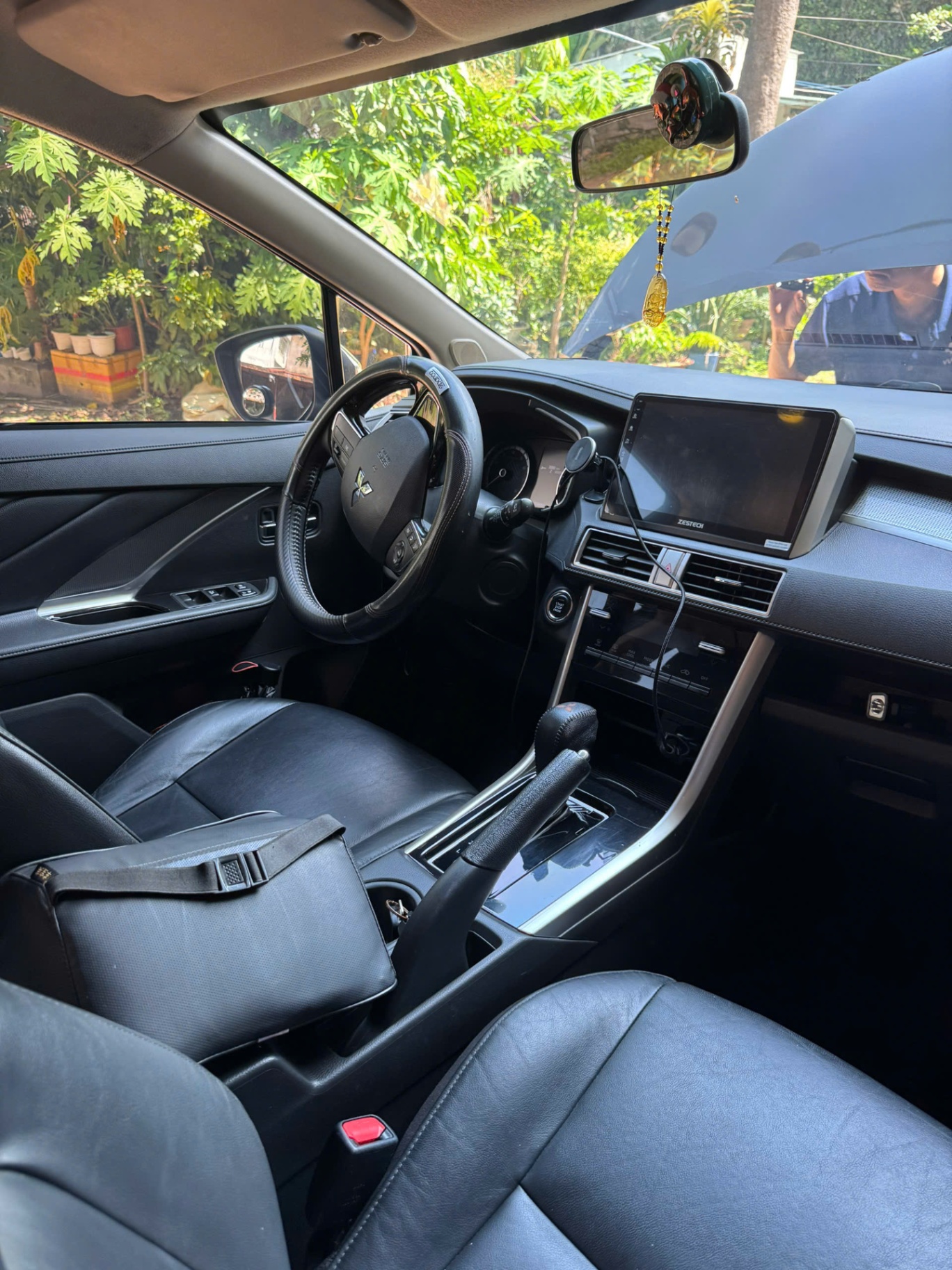 Mitsubishi Xpander 1.5 AT 2021 - Nội thất 13