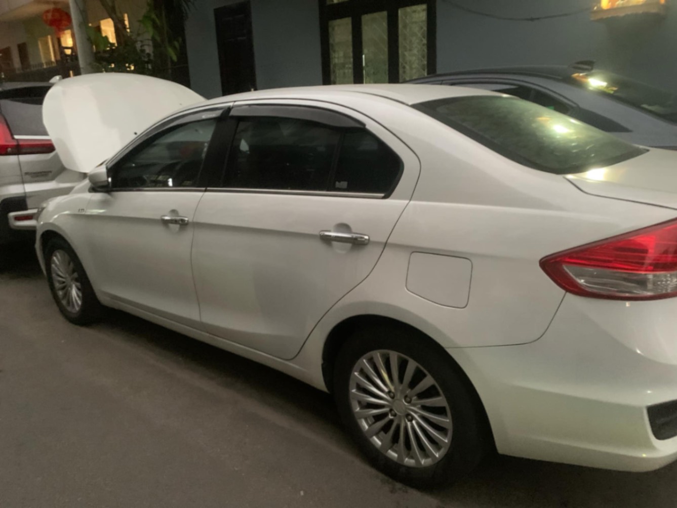 Suzuki Ciaz 2017 - Ngoại thất 4