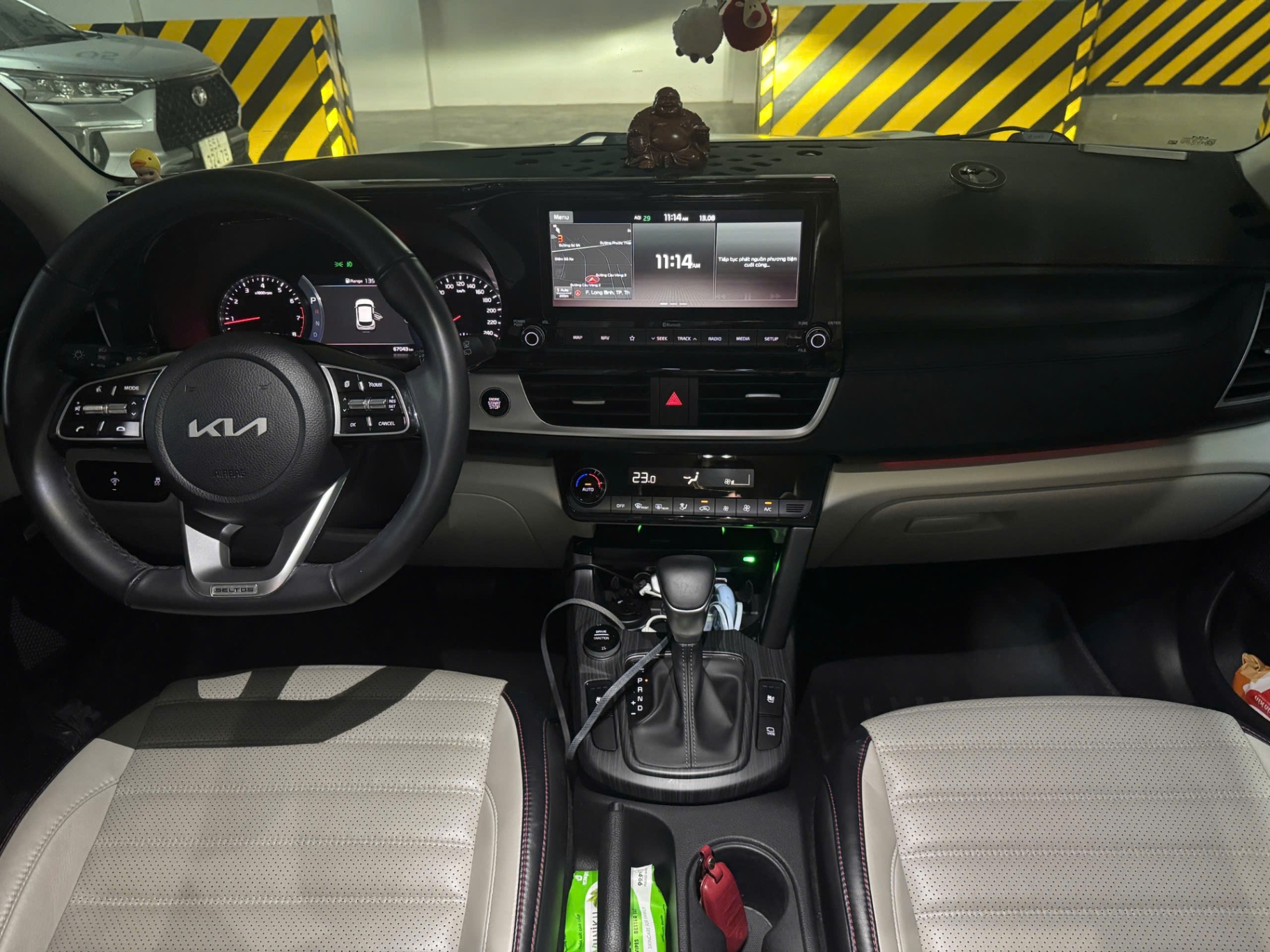 Kia Seltos Premium 1.4 AT 2022 - Nội thất 2