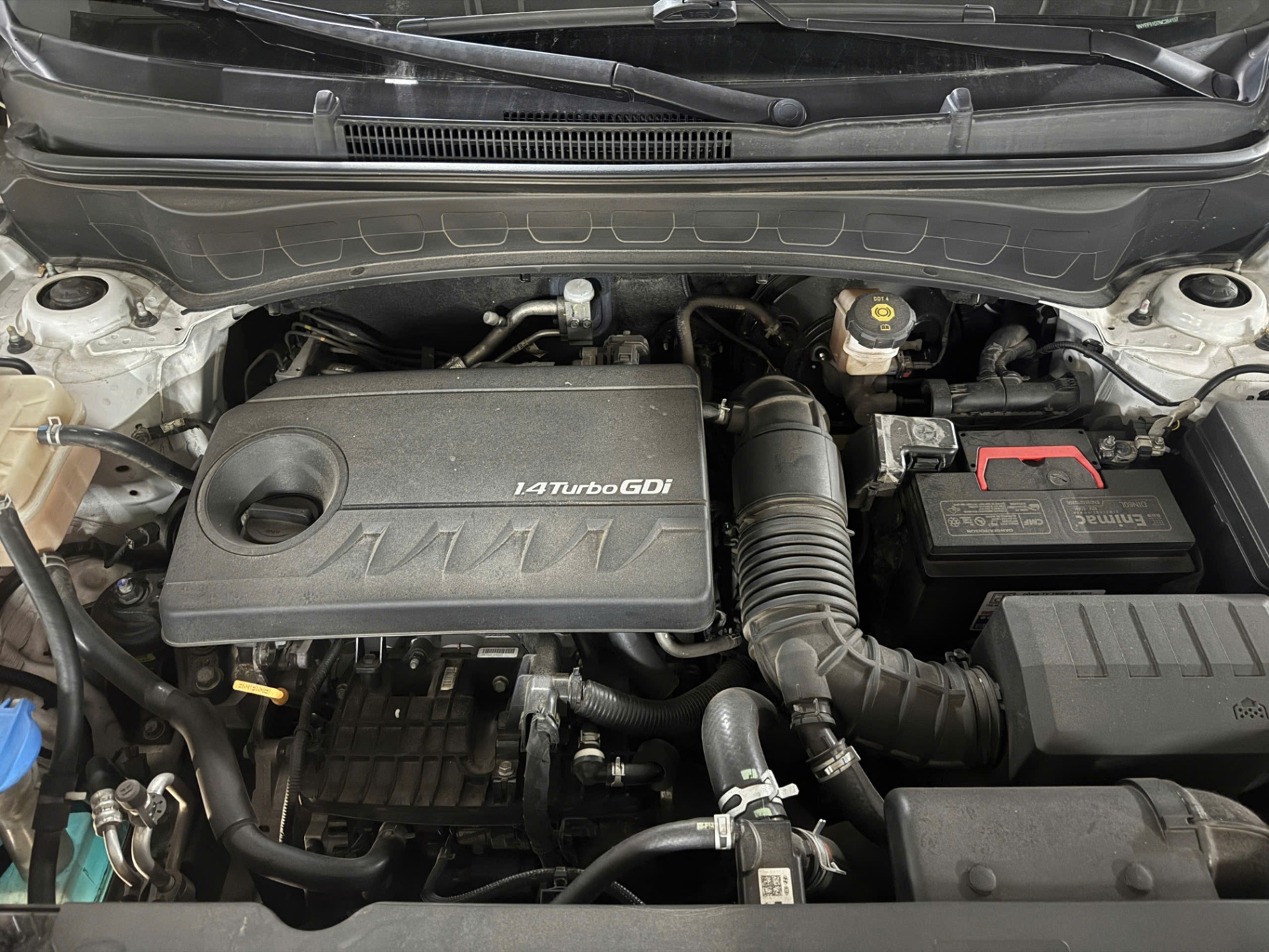 Kia Seltos Premium 1.4 AT 2022 - Khoang động cơ 1