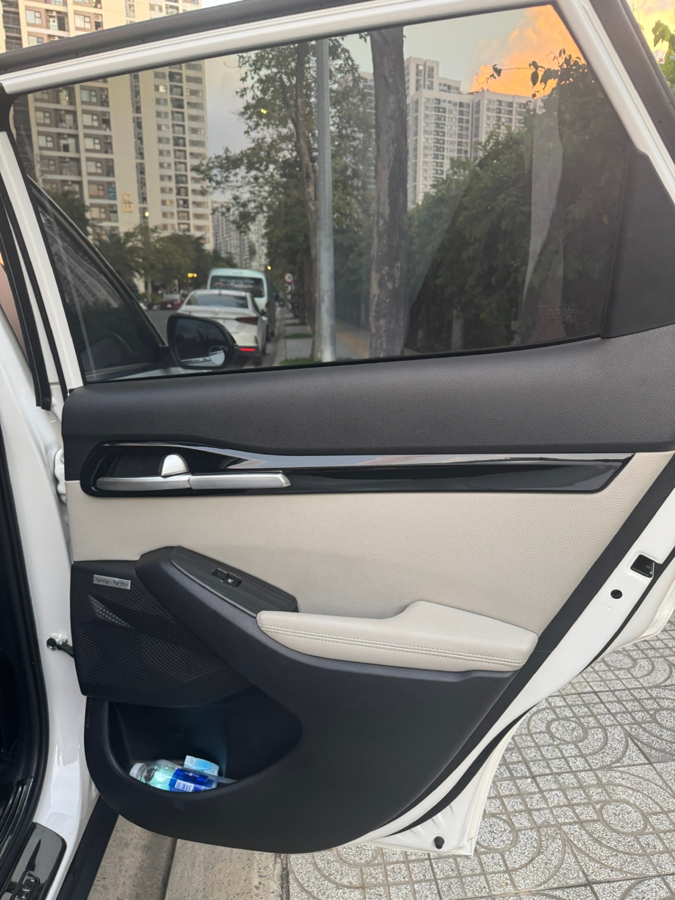 Kia Seltos Premium 1.4 AT 2022 - Nội thất 3