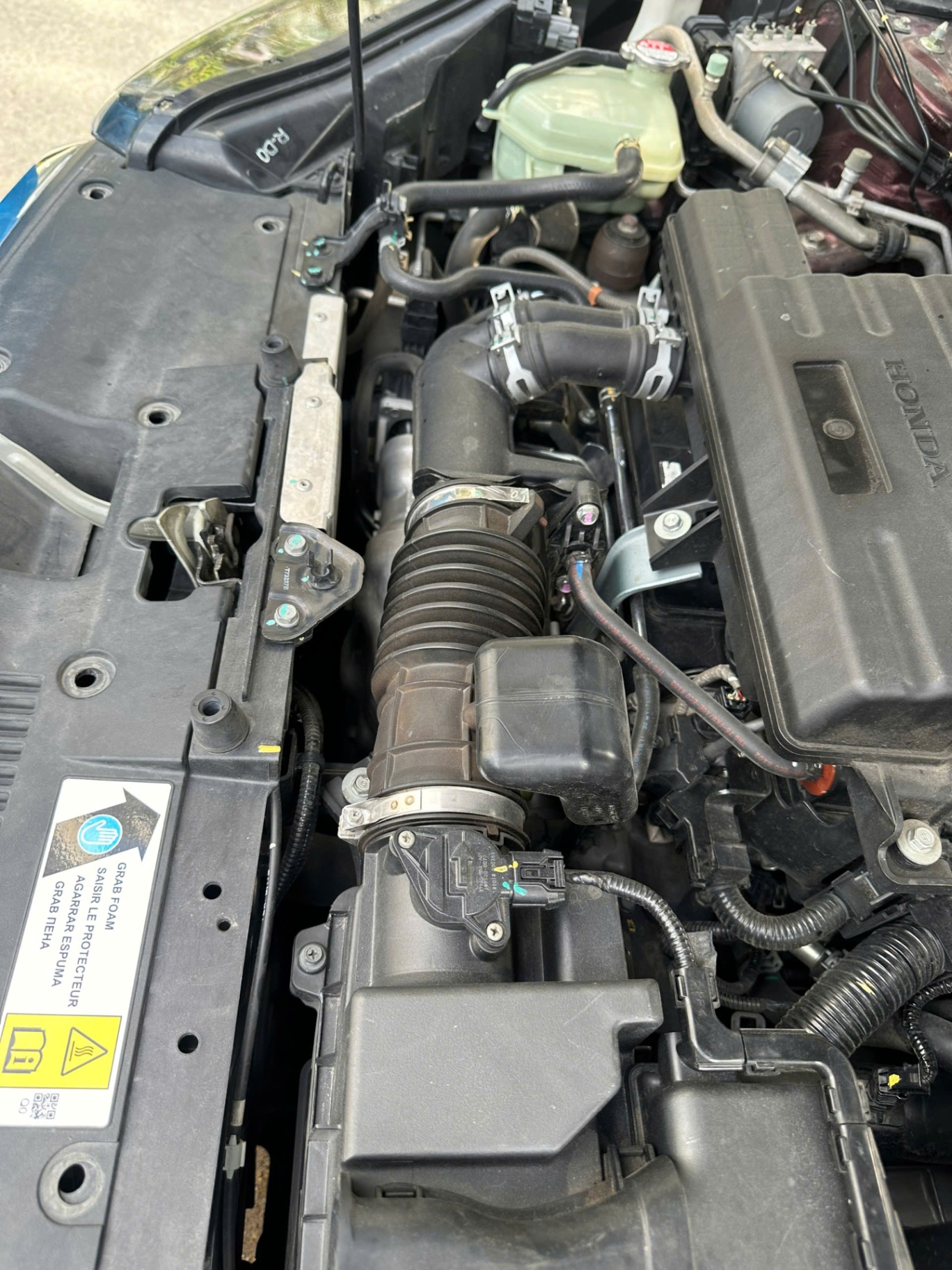 Honda CRV L 2019 - Khoang động cơ 3